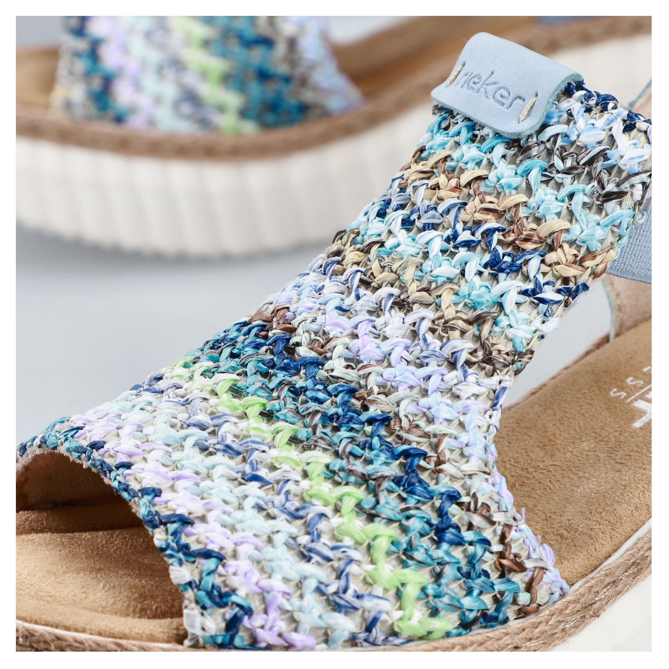 Rieker Plateausandaletten  , Sommerschuh, Sandale, Plateauabsatz, mit Gummizug