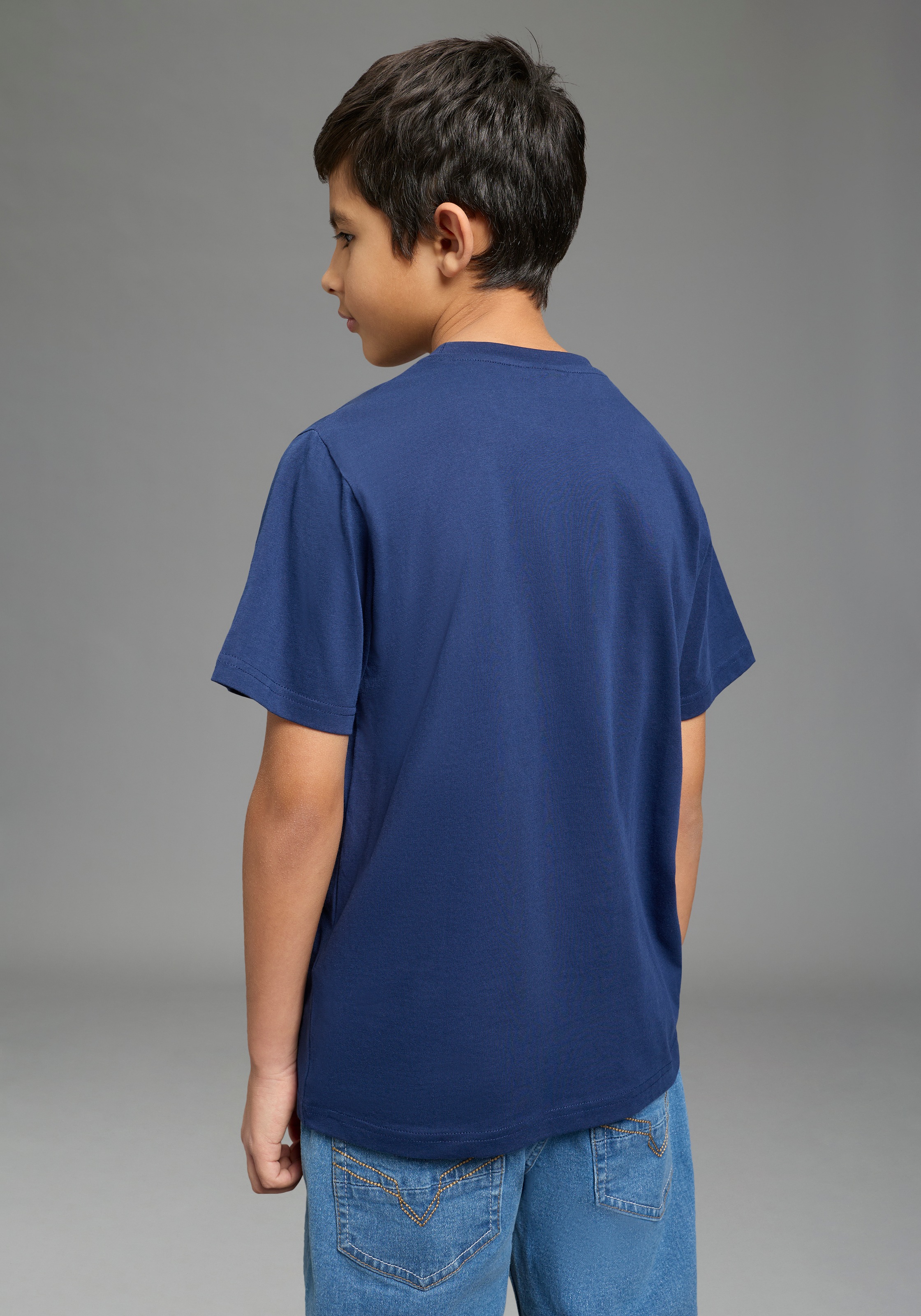 KIDSWORLD T-Shirt »STAR WARS: MADALORIAN - Disney Shirt« MANDALORIAN Shirt für Jungen, Kurzarm, bedruckte Optik, aus Baumwolle