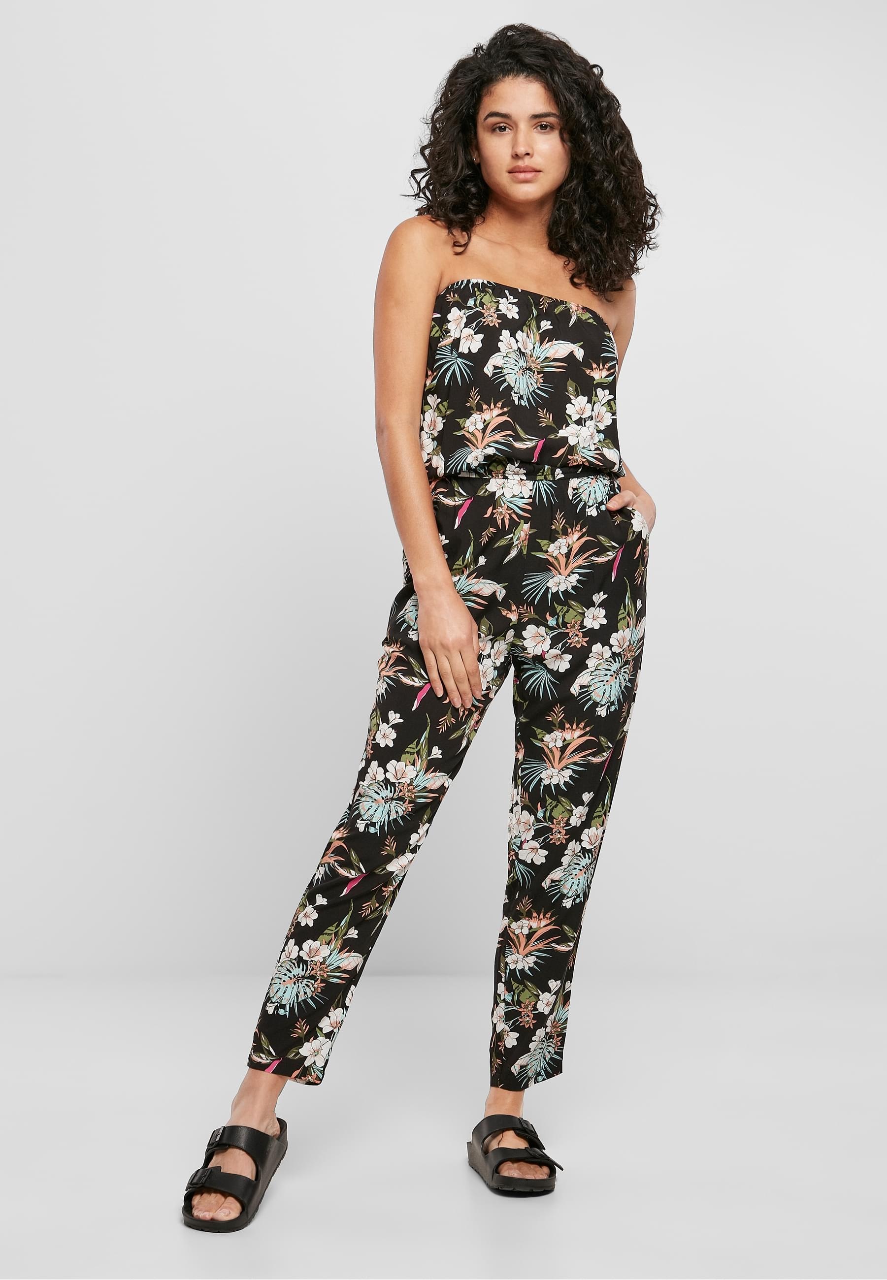 URBAN CLASSICS Jumpsuit »Urban Classics Damen Ladies Viscose Bandeau Jumpsuit« 1 Stk.