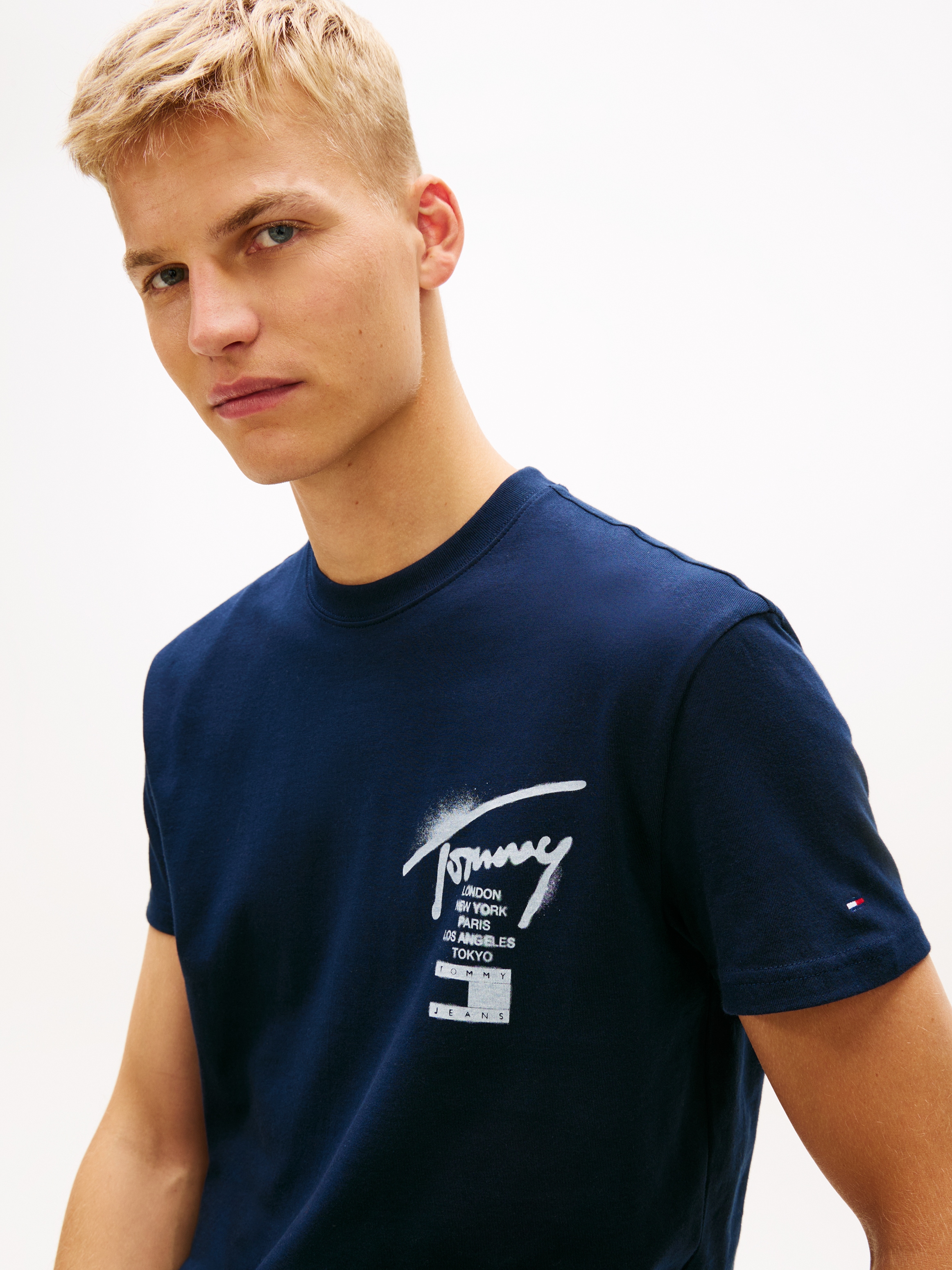Tommy Jeans T-Shirt »TJM REGULAR CITY SIGN« Regular fit mit Markenprint