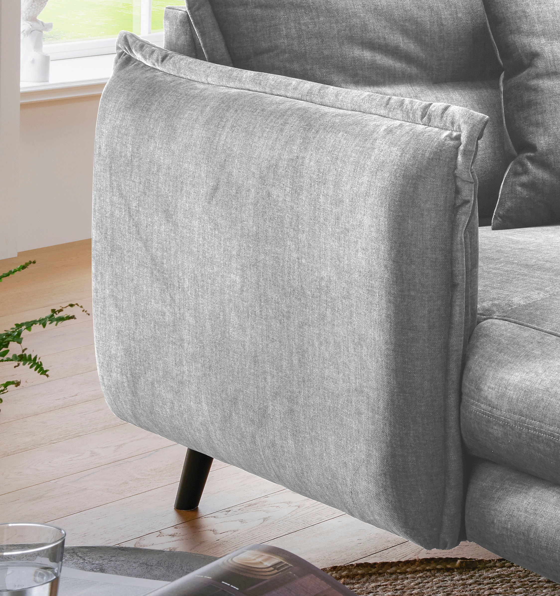 INOSIGN Loveseat »Lazio«, moderner Sessel mit einer bequemen Polsterung, 2 Stk. Zierkissen