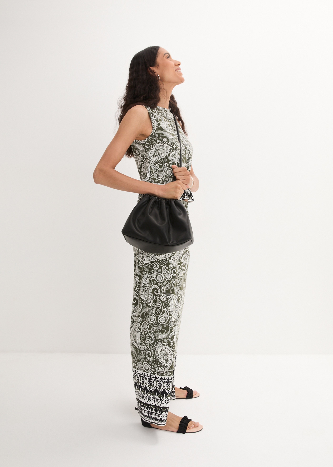 bonprix Palazzohose  mit Allover-Print und Gummizug