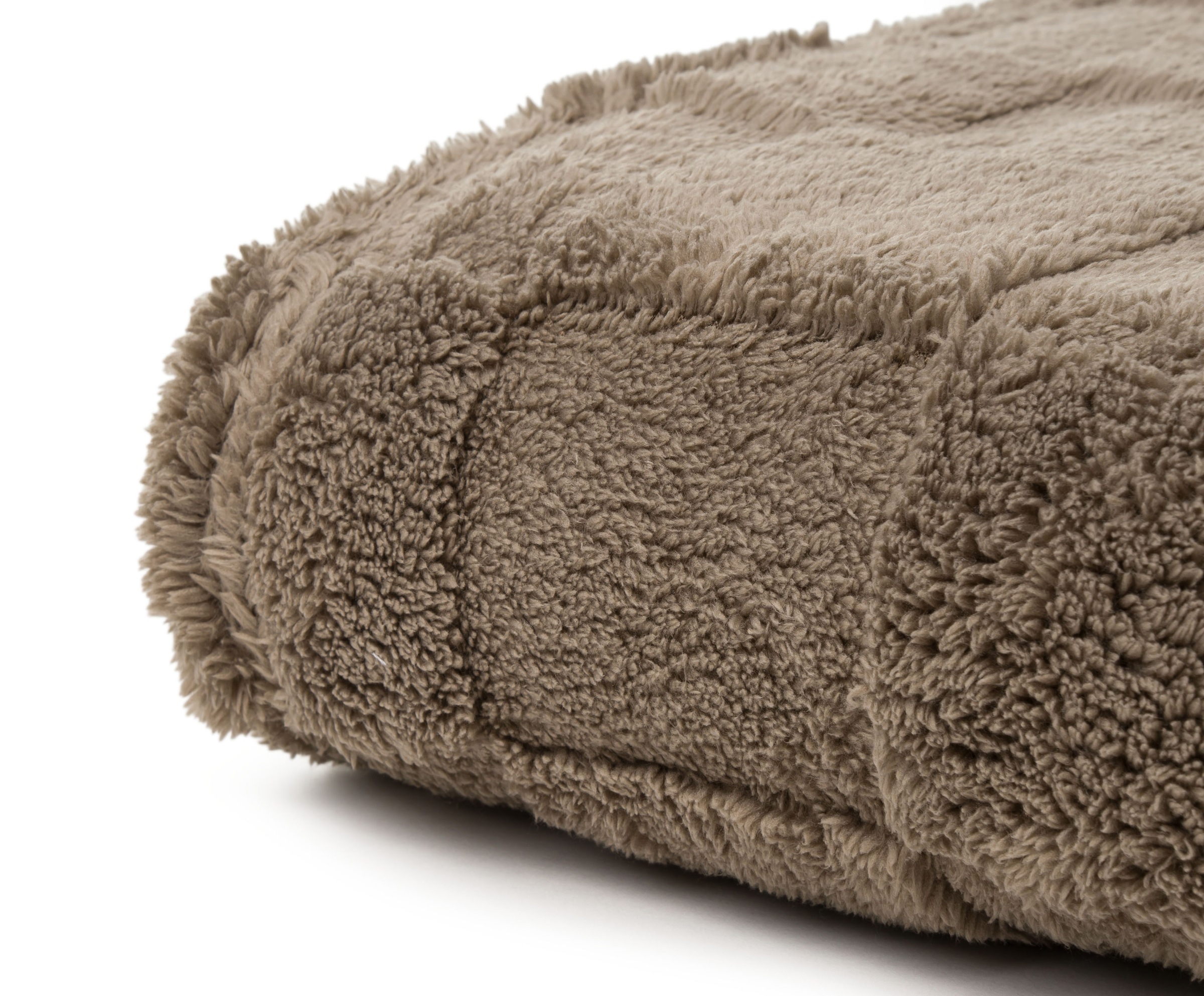 Gözze Wohndecke »FRANKA Jacquarddecke« im modernen Design, aus 100 % Polyester Mikrofaser, rundum gesäumt