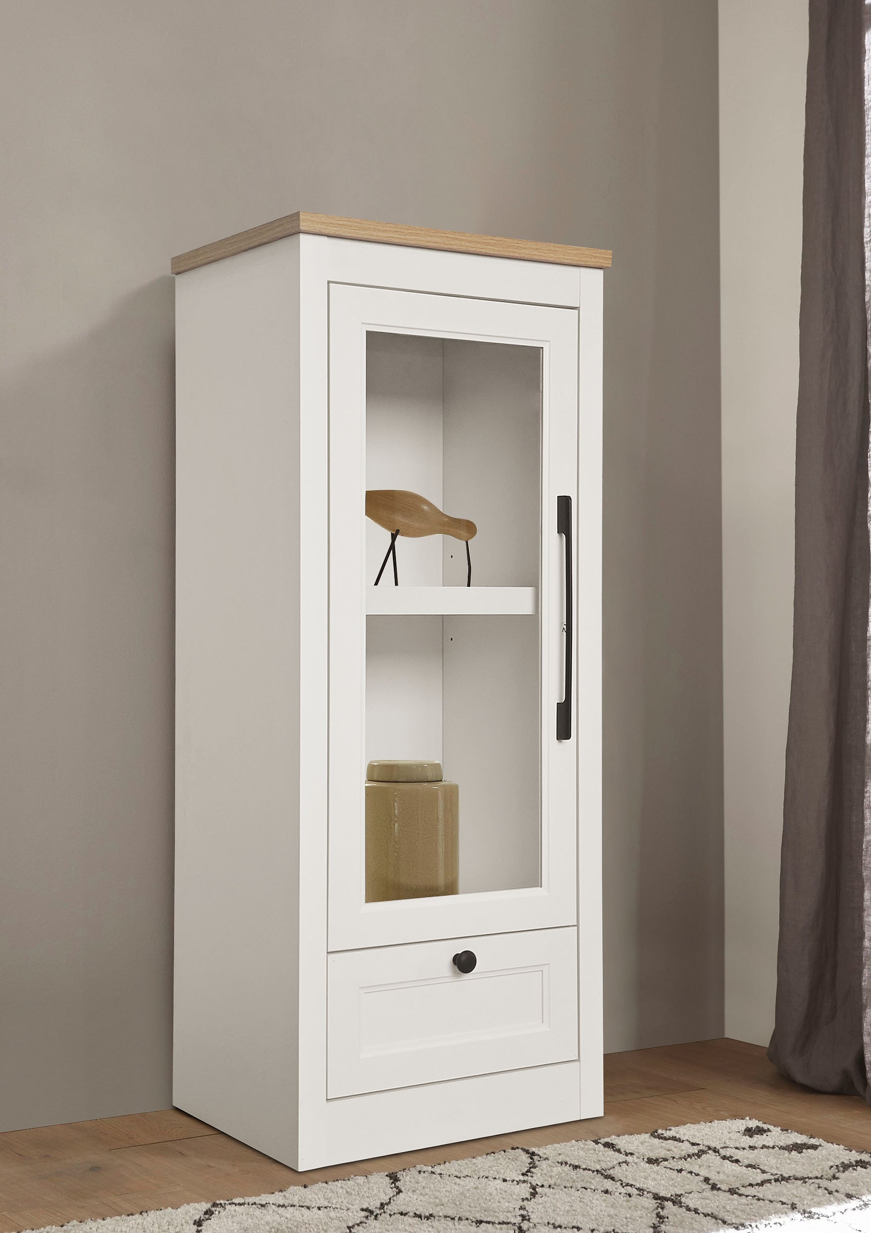 OTTO home Vitrine »Ismund« aus MDF, mit Holz-Zierleiste, schwarzem Metallgr günstig online kaufen