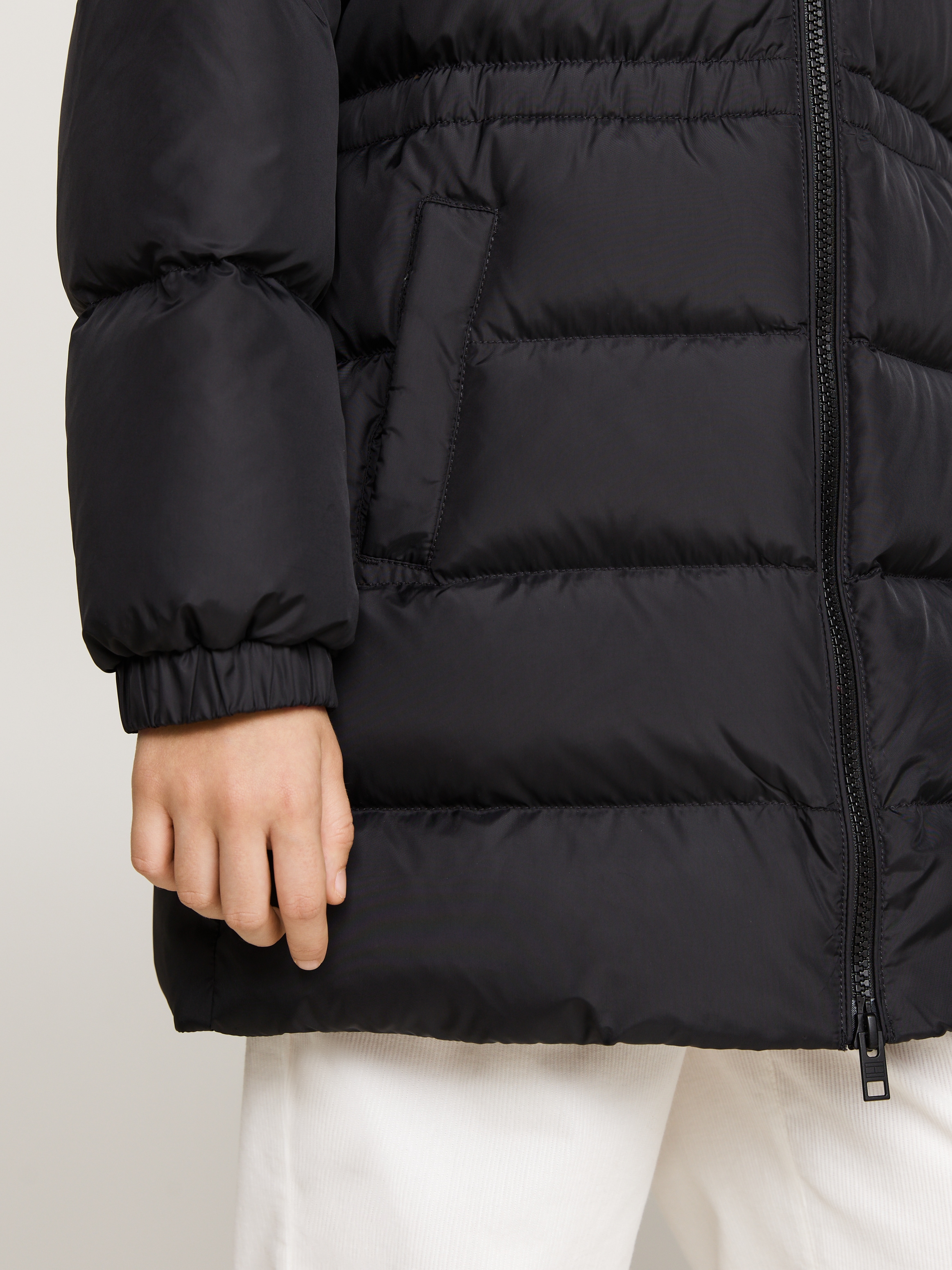 Tommy Hilfiger Steppjacke »LONG WAISTED DOWN JACKET«, mit Kapuze, mit Fellimitat