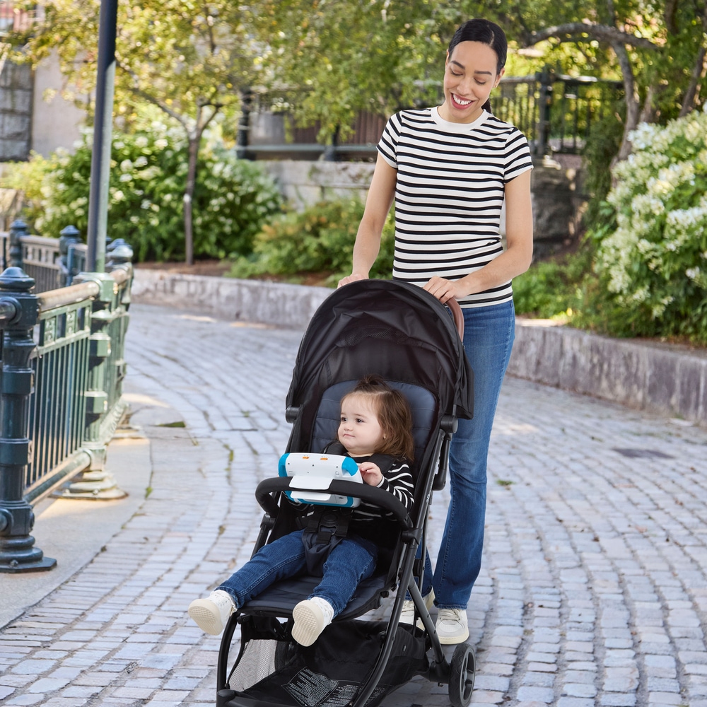 Baby Einstein Greifspielzeug »On The Go Sea Dreams Soother« mit Licht und Sound