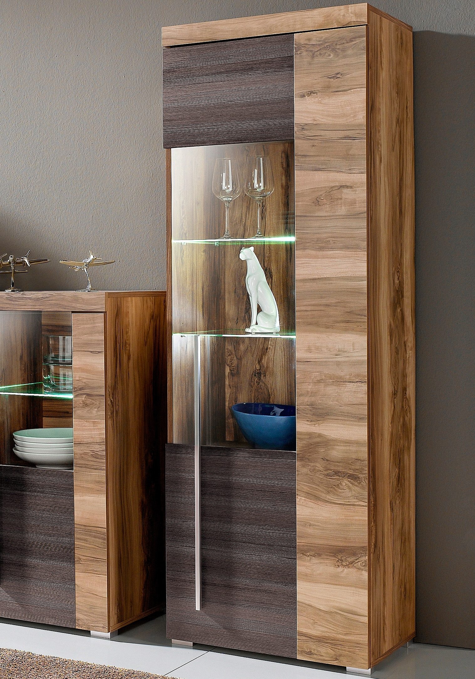 INOSIGN Vitrine »Roger,Höhe 160cm stilvolle Glasvitrine mit verstellbare Glasböden«, Standvitrine 1Trg, viel Stauraum, ohne Beleuchtung