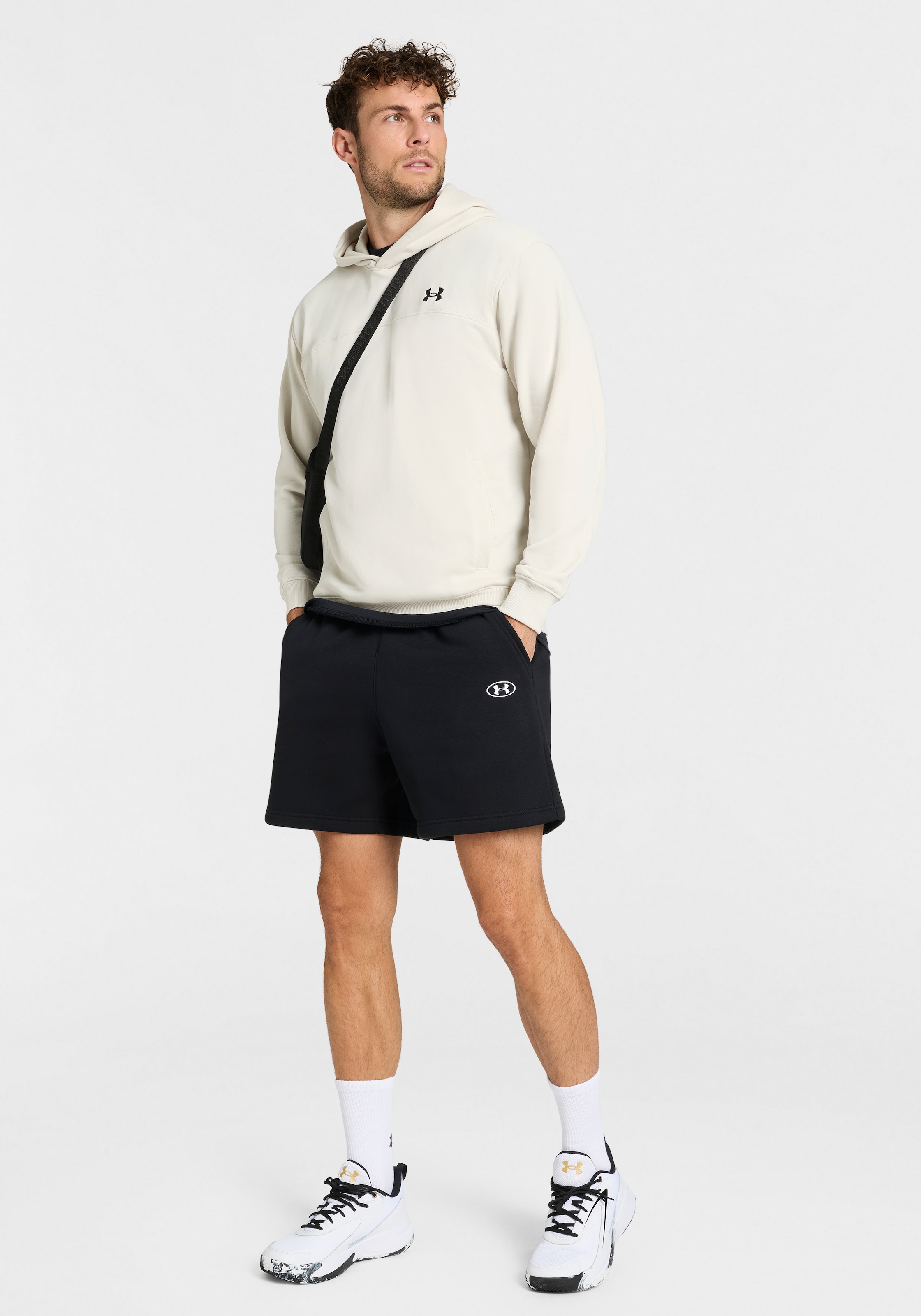 Under Armour® Sweatshorts »UA RIVAL FLC SHORTS«  aus Baumwolle und Polyester, verfügbar in den Größen S bis XXXL