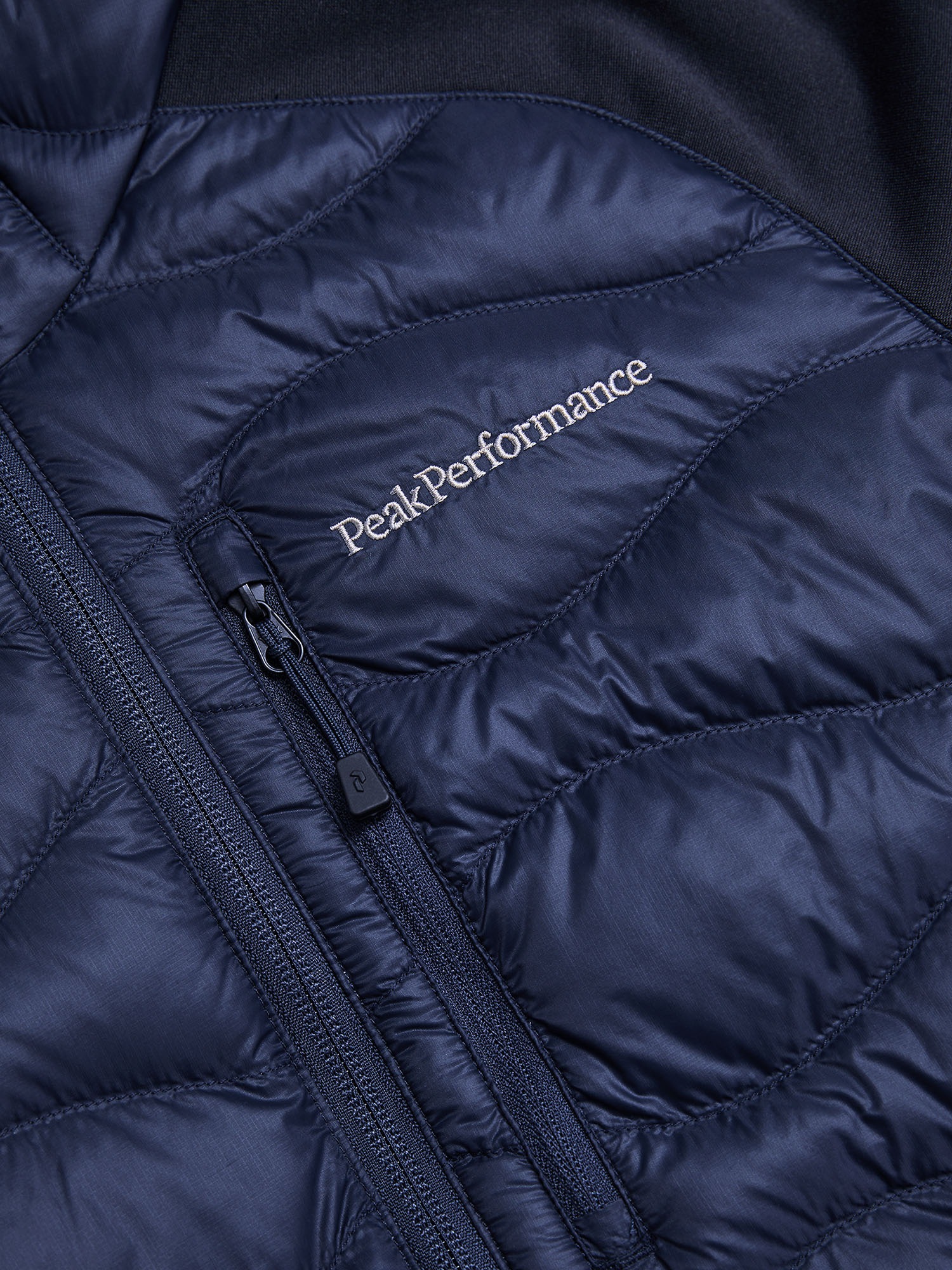 Peak Performance Steppjacke »W Helium Down Hybrid Hood Jacket« 1 Stk. tlg. mit Kapuze