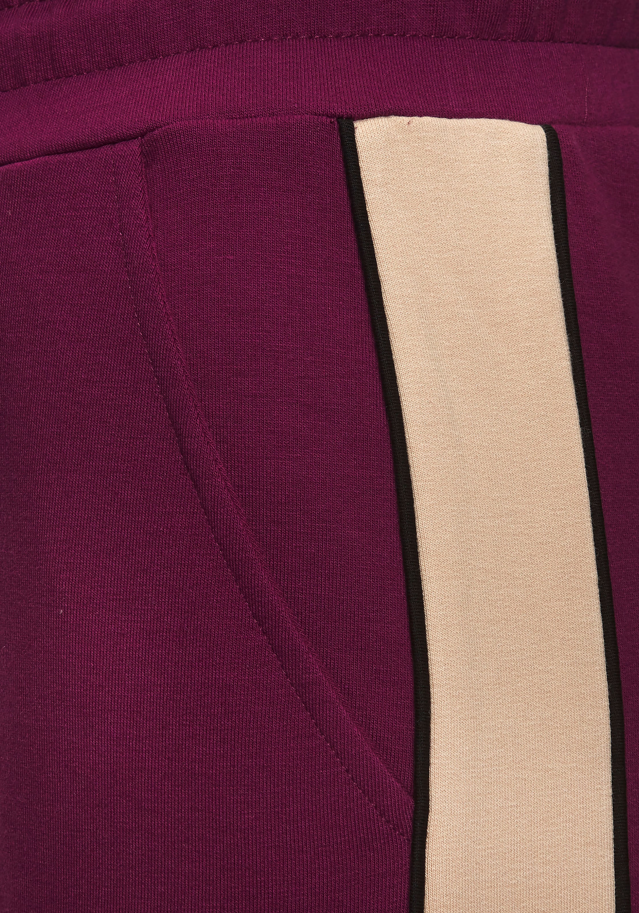 s.Oliver Sweathose, mit Seitenstreifen und Pipings, Loungewear
