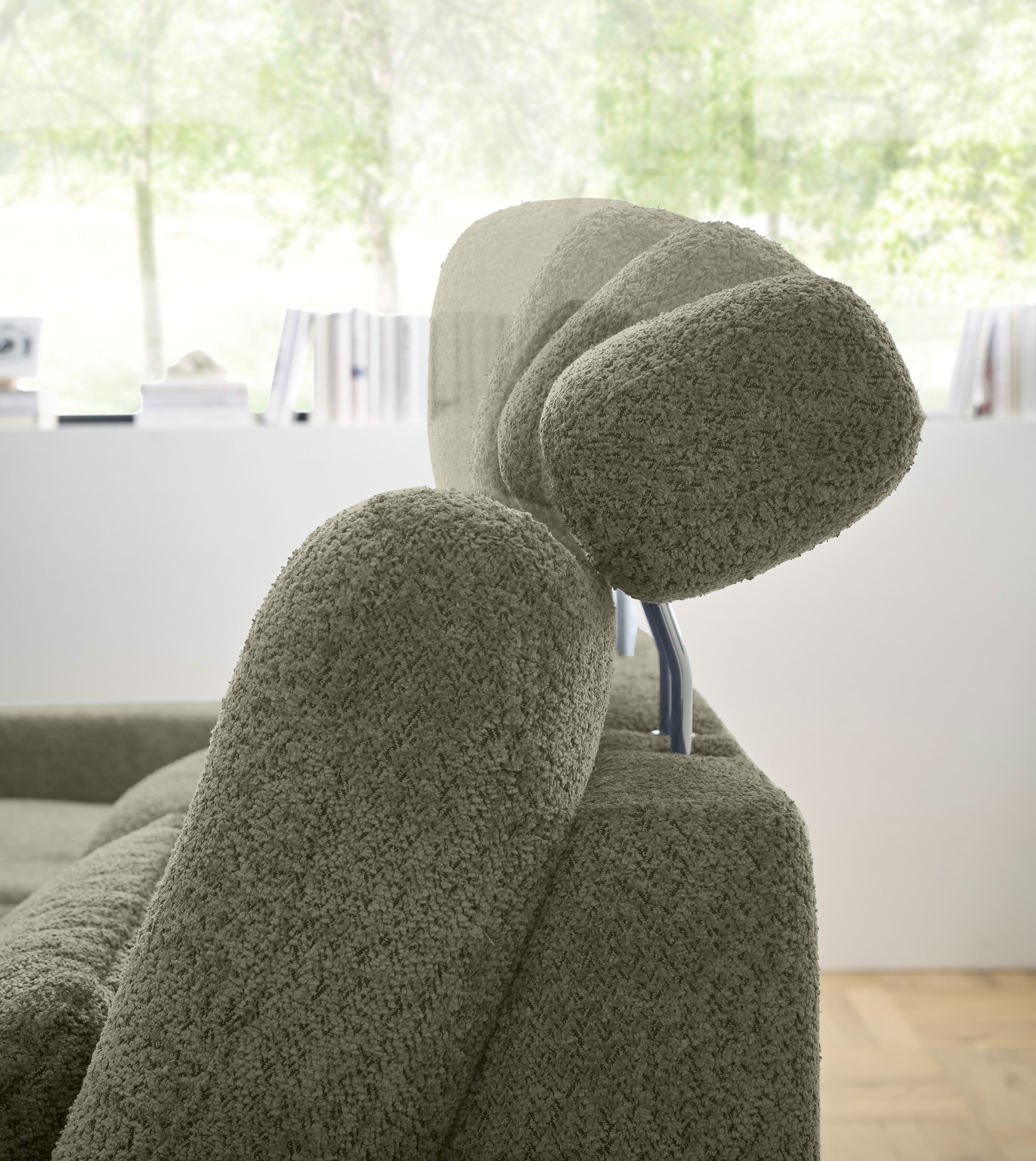 set one by Musterring Ecksofa »SO 3600, inkl motor. Sitztiefenverstellung, Kopfstützen, Nierenkissen«, Sitzhöhe 42 cm, Federkern, Breite 293 x Tiefe 180 cm, Kama olive