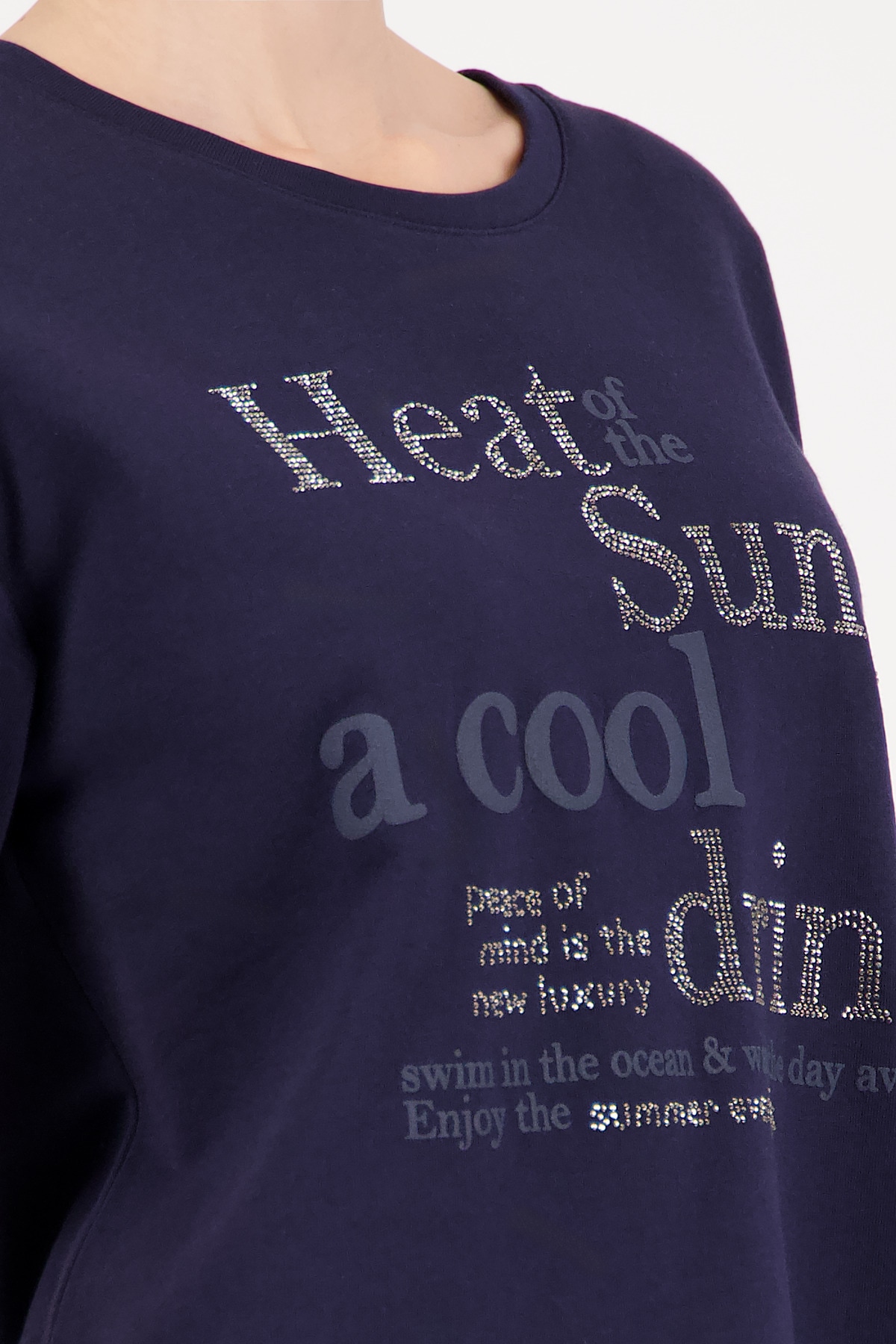 Monari Sweatshirt »Sweatshirt tonige Schrift«, Rundhalsausschnitt, bequeme Passform, Schmuck-Details
