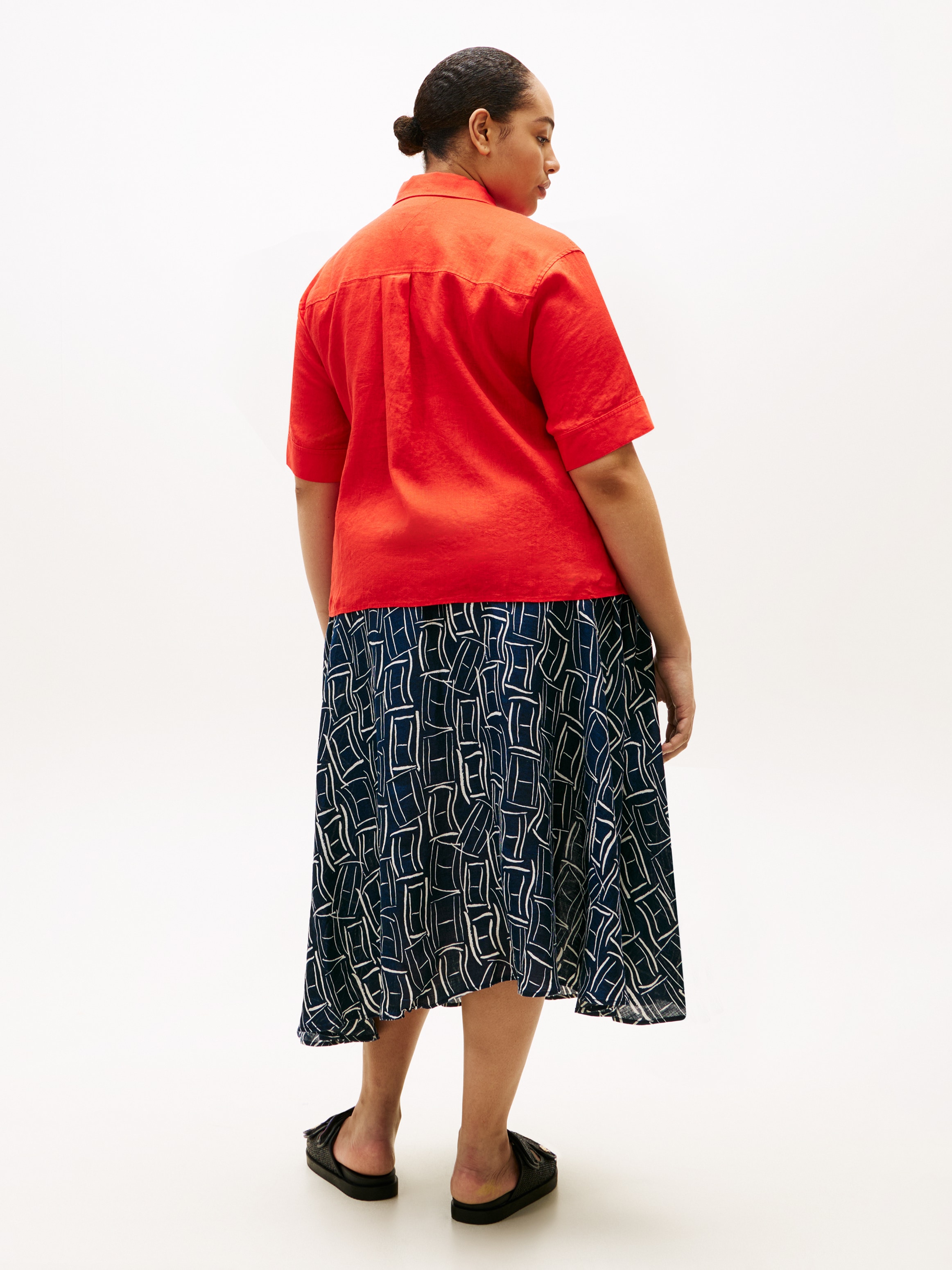 Tommy Hilfiger Curve Kurzarmshirt »CRV ESS LINEN SHIRT WITH SS« in großen Größen