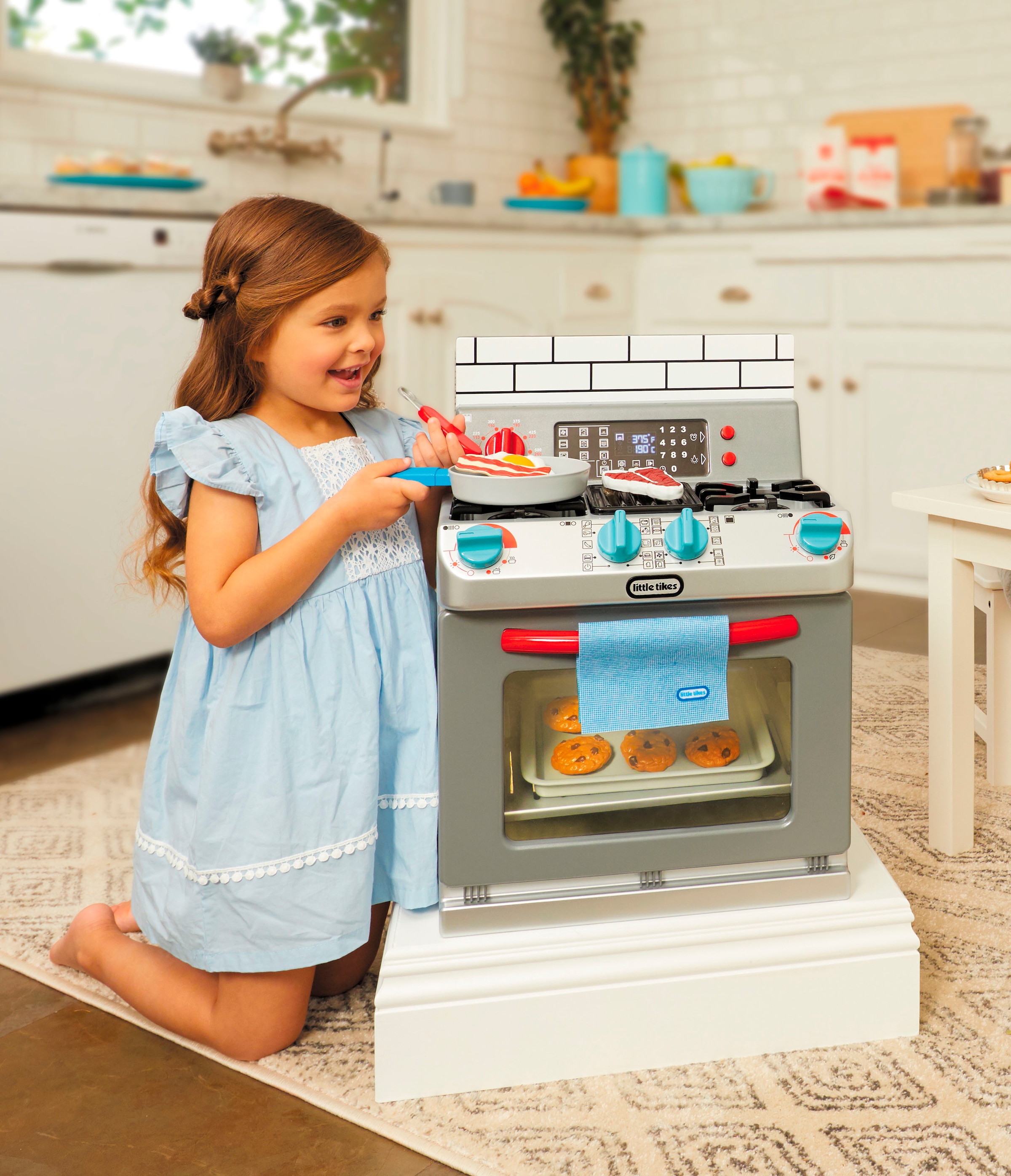 Little Tikes® Kinder-Herd »First Oven«, mit Licht und Sound