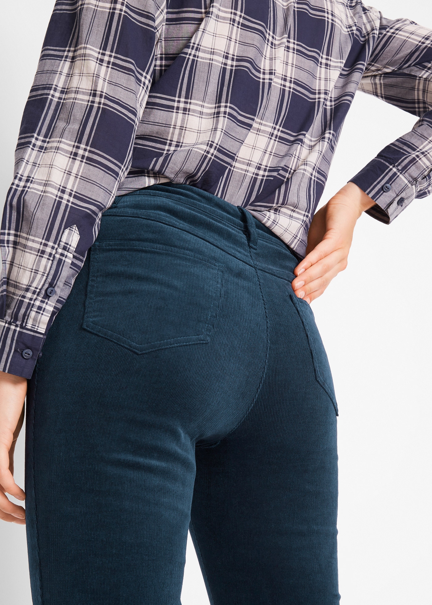 bonprix Cordhose »Stretch-Cordhose, Straight«  aus Stretch-Material, Slim Fit, mit Eingrifftaschen