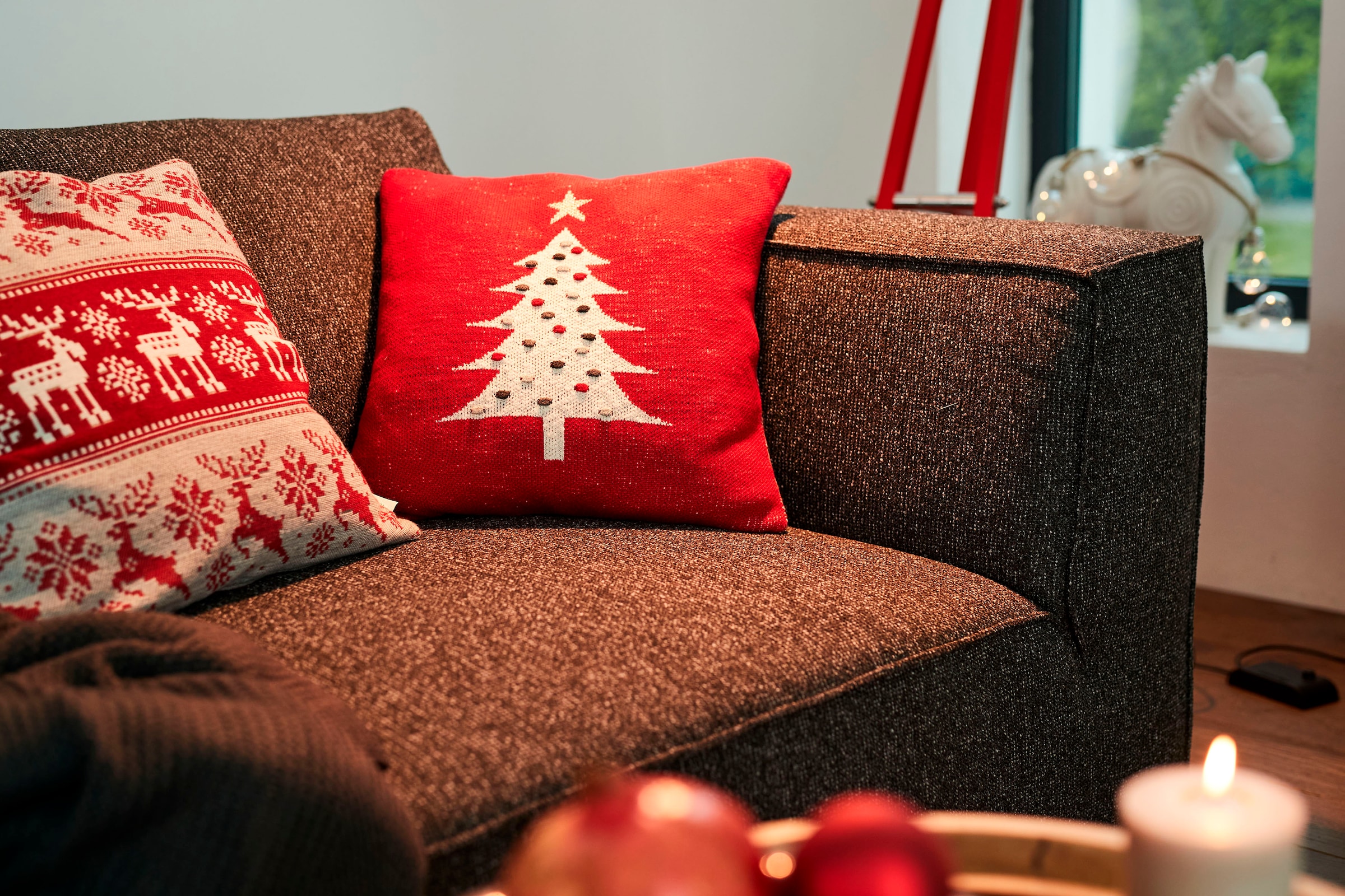 Kissenhülle Gestrickte 1 mit »Knitted HOME Red Weihnachtsbaum-Motiv, TOM bequem bestellen Stück Dekokissen TAILOR Tree«, ohne schnell und Füllung