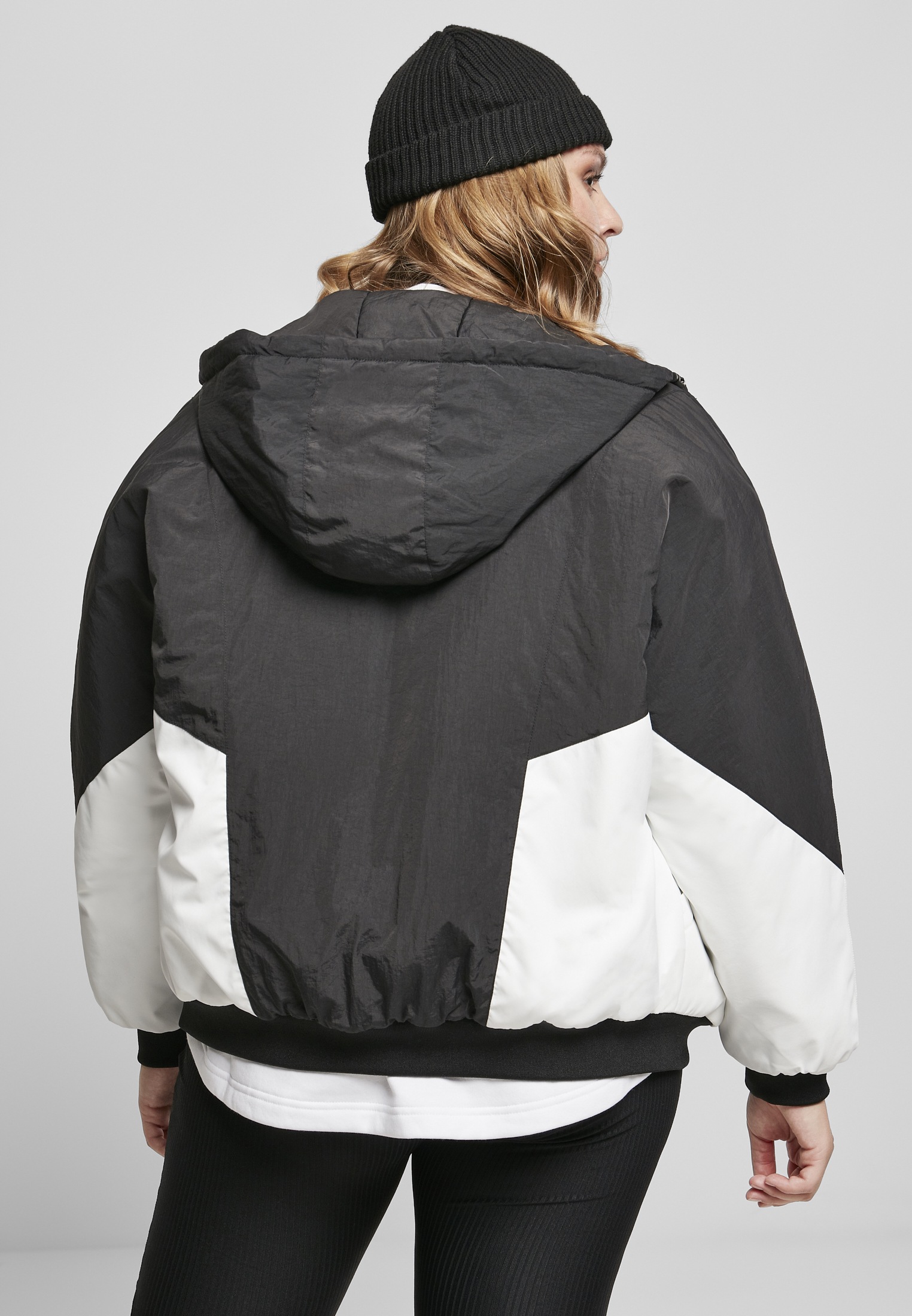 URBAN CLASSICS Allwetterjacke »Urban Classics Frauen Ladies Padded 2-Tone Batwing Jacket« 1 Stk. tlg. mit Kapuze