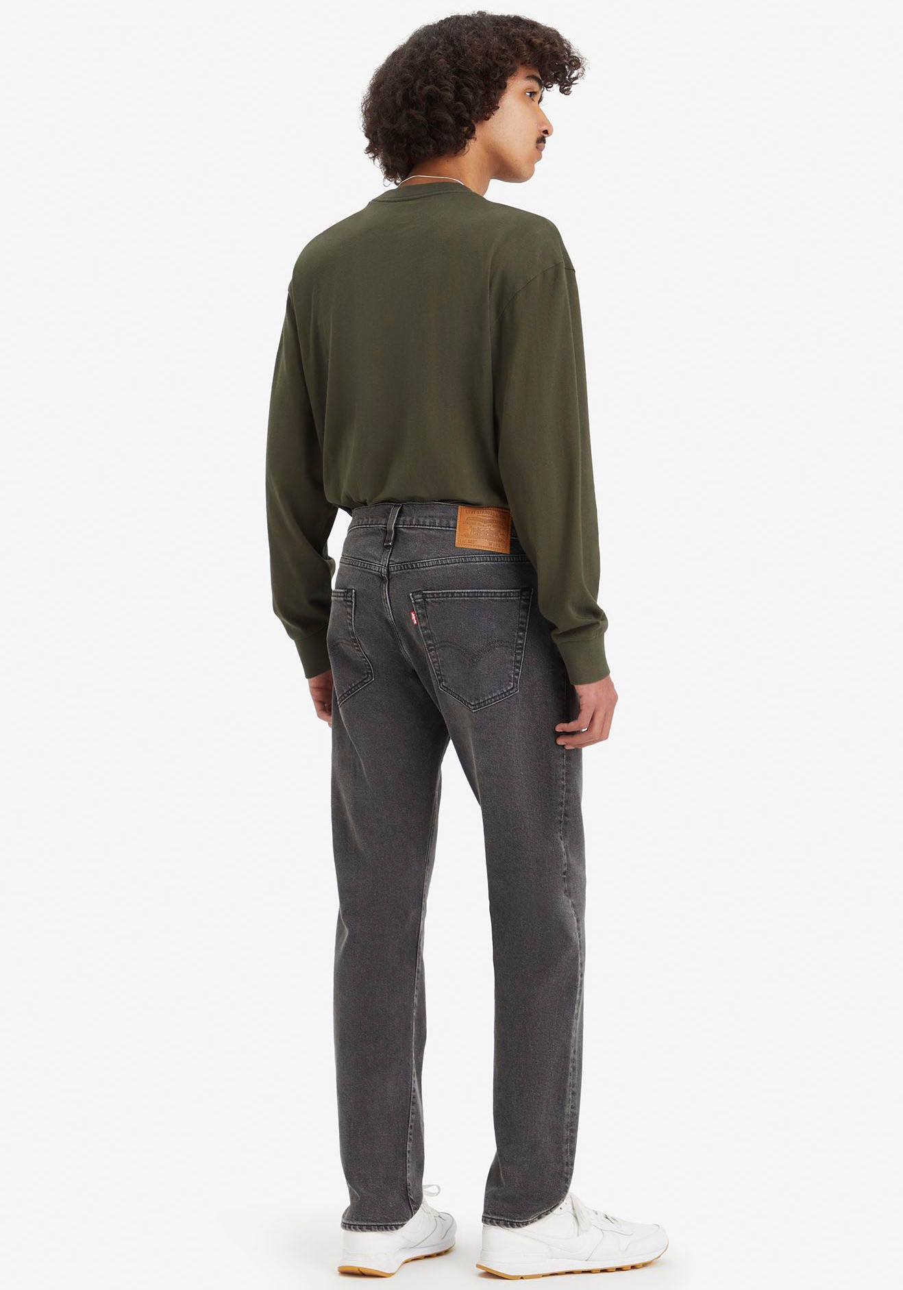Levi's® Tapered-fit-Jeans »502 TAPER«, in elegantem, modernem Stil