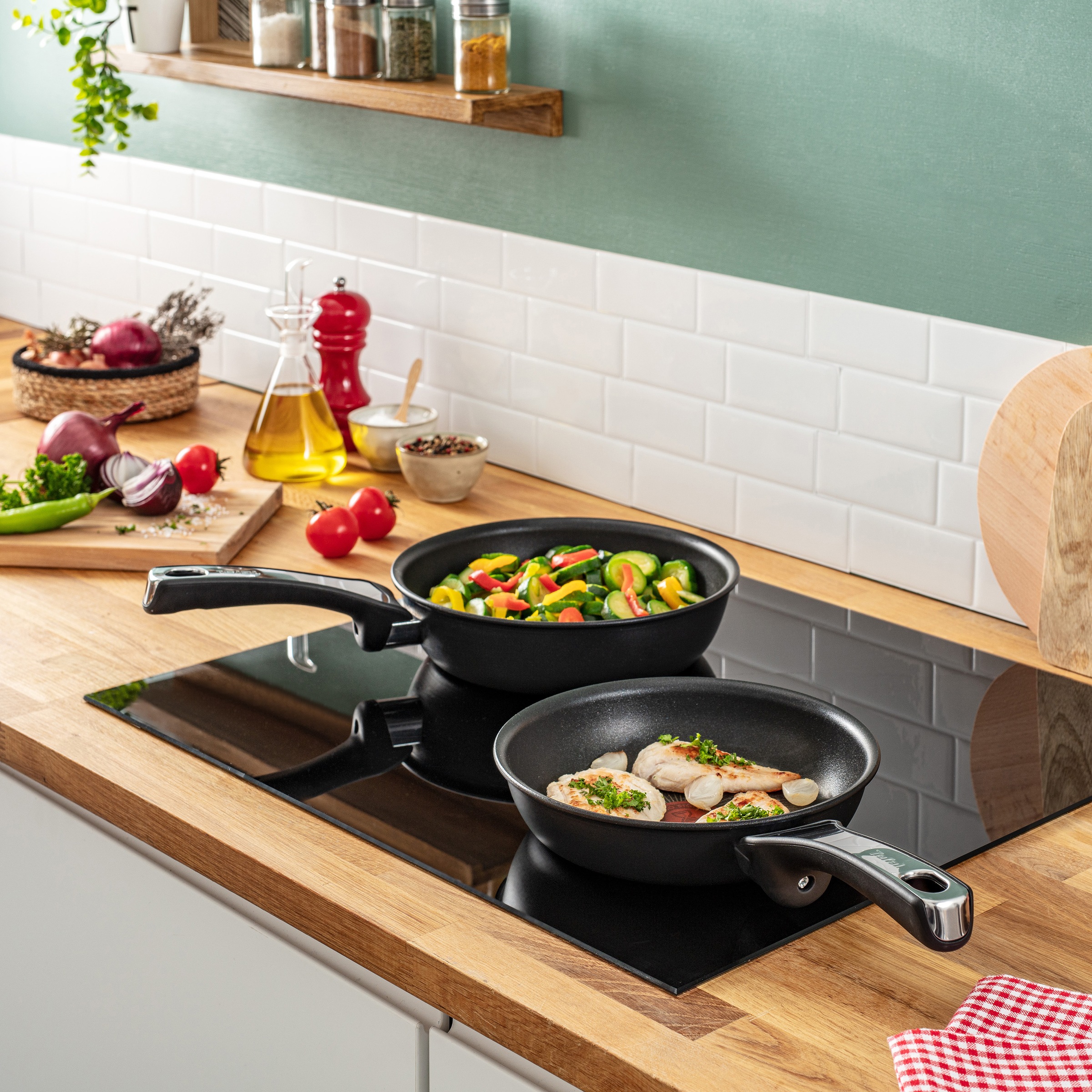 Tefal Pfannen-Set »Unlimited On« in 20/24/28 cm und »Ice Force Kochmesser«