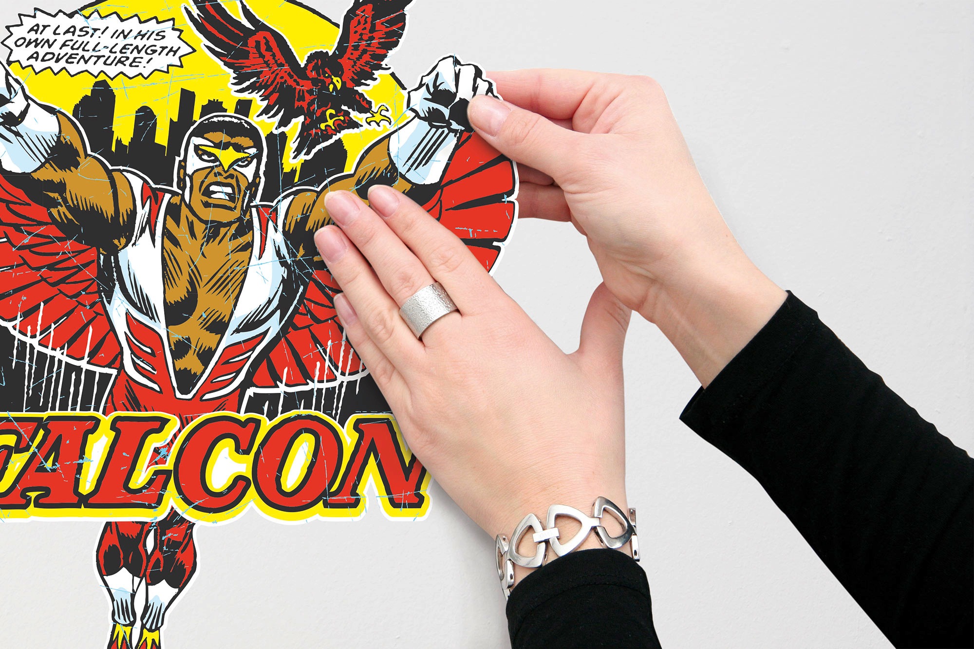 Komar Wandtattoo »Falcon Comic Classic - Größe 50 x 70 cm«, (1 St.), selbstklebend, Wandsticker, Kinderzimmer
