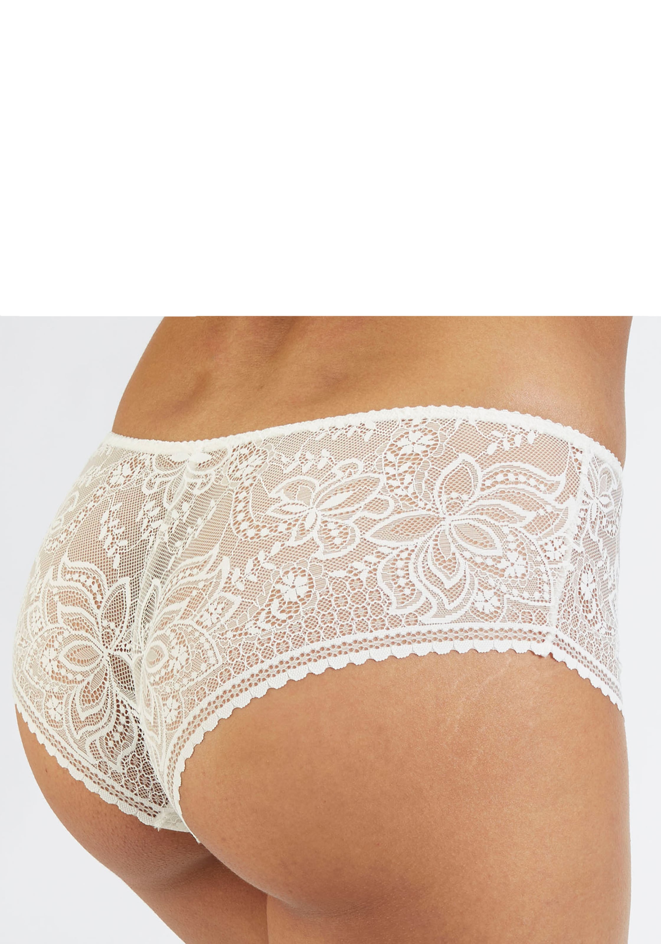 LASCANA Panty »Luciana«, aus feiner, dezent transparenter Spitze in blumiger Optik