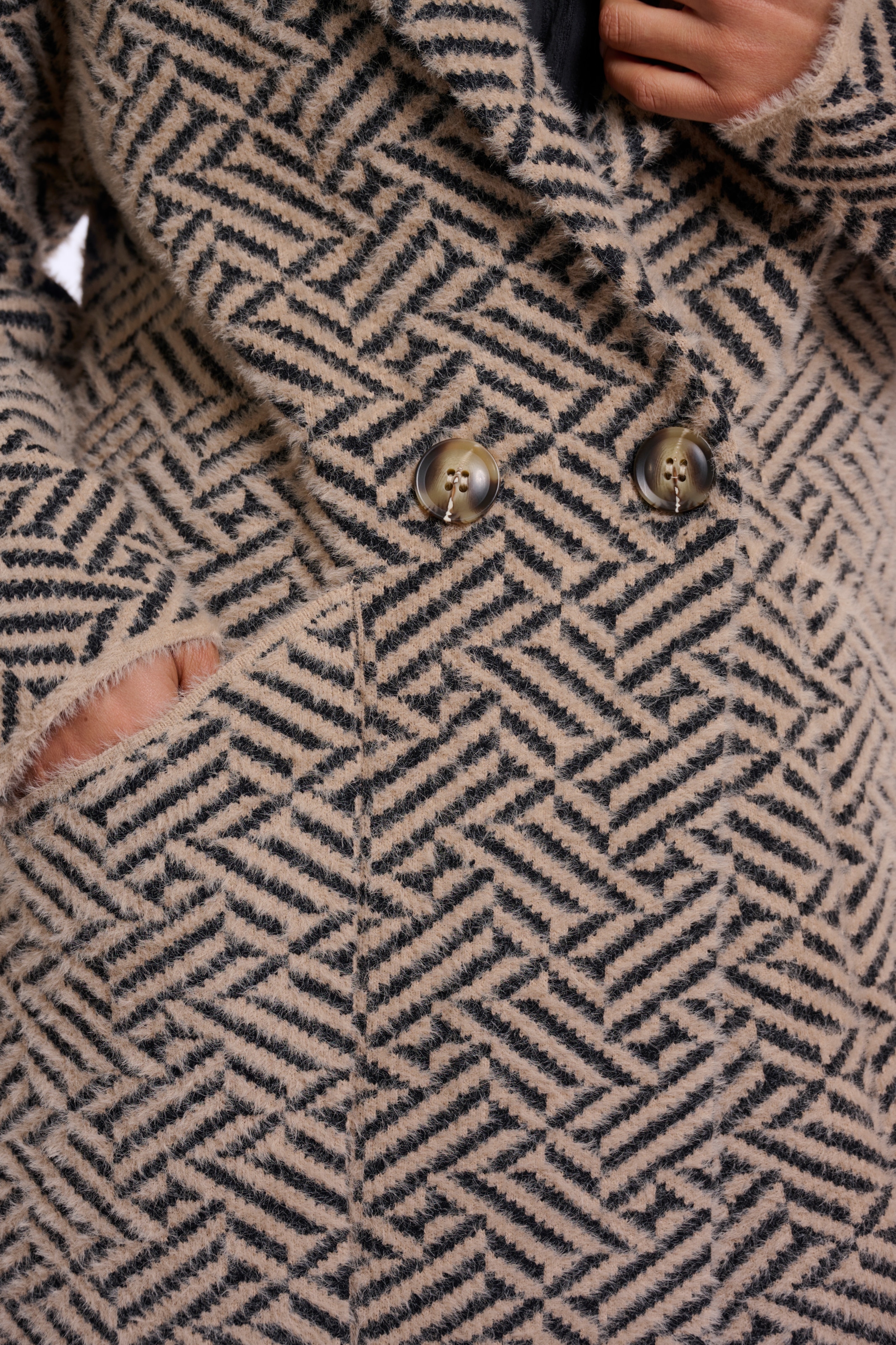Rino & Pelle Longstrickjacke mit Reverskragen und feinem Muster