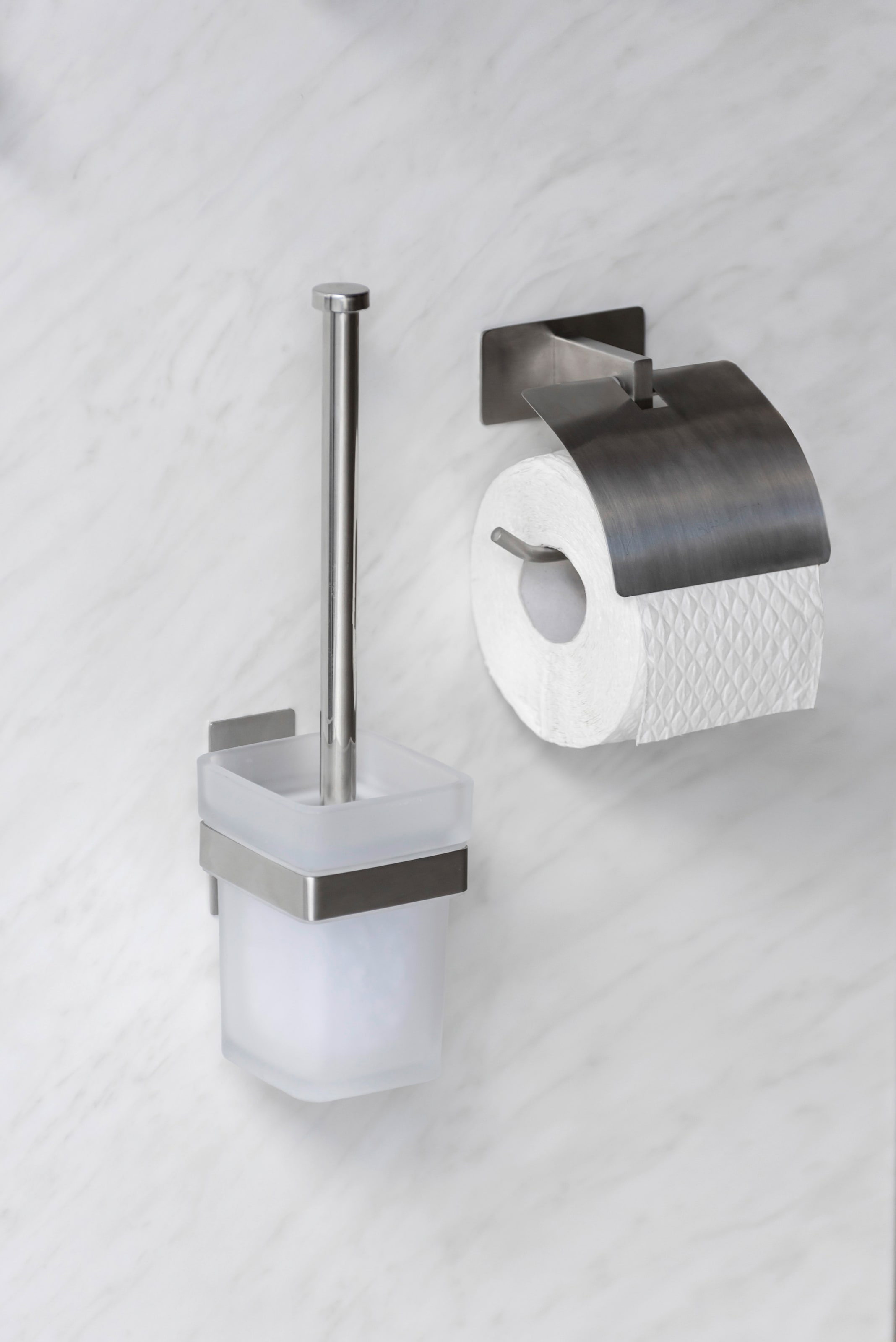 WENKO Toilettenpapierhalter »Turbo-Loc® Genova«, Matt, Befestigen ohne Bohren