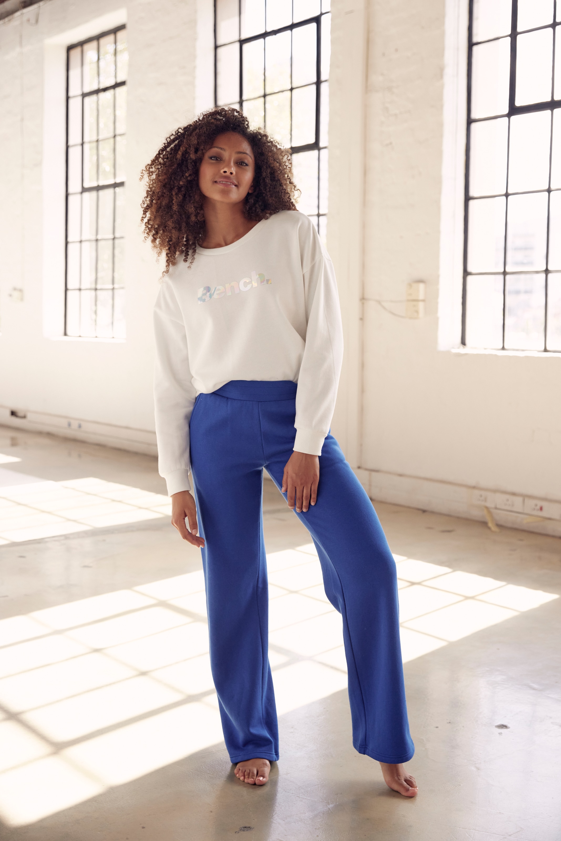 Bench. Loungewear Sweatpants, mit Eingrifftaschen und Logodruck, Loungewear, Loungeanzug