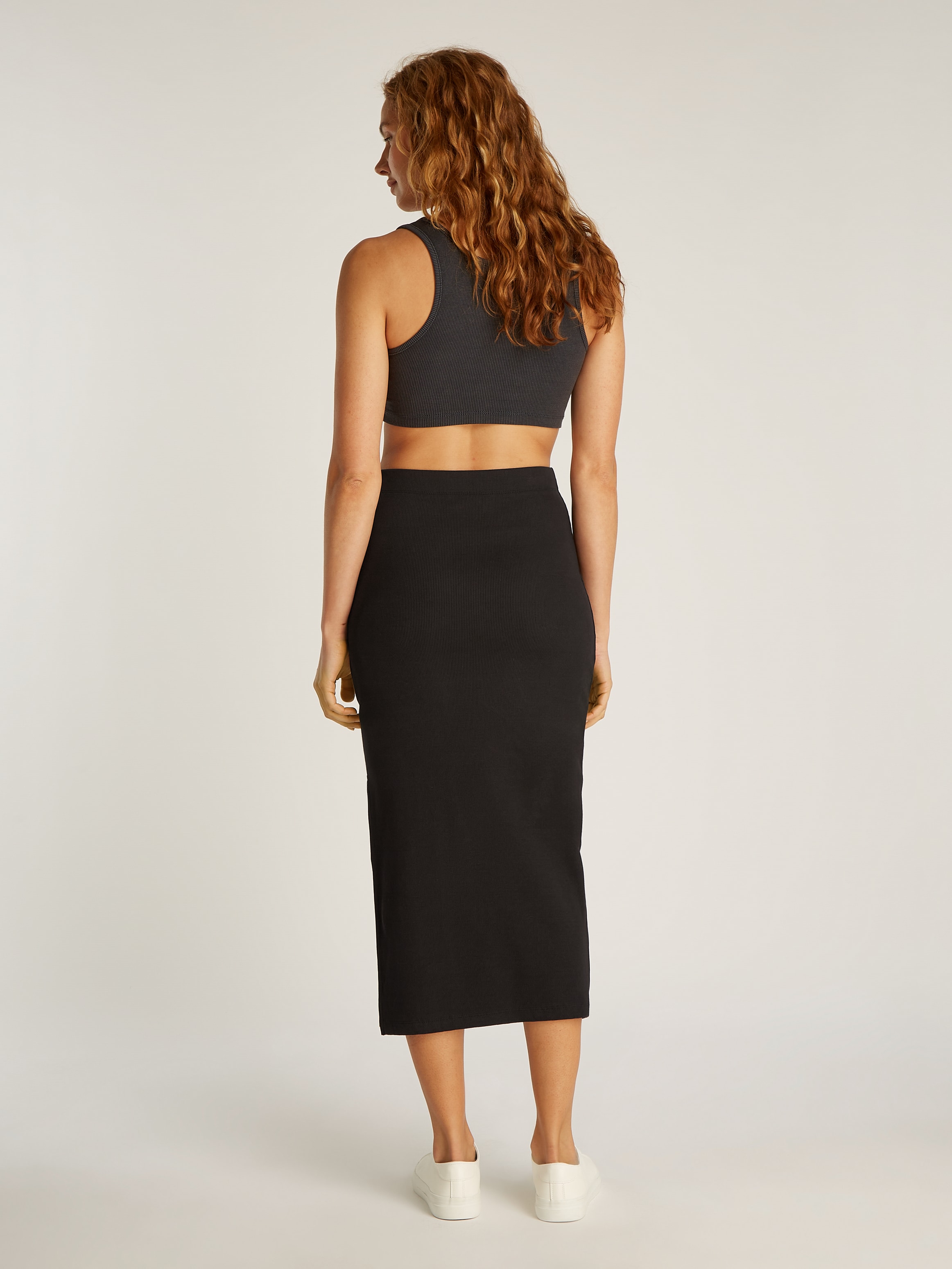 Calvin Klein Jeans Midirock »WOVEN LABEL RIB SKIRT«, mit Beinschlitz