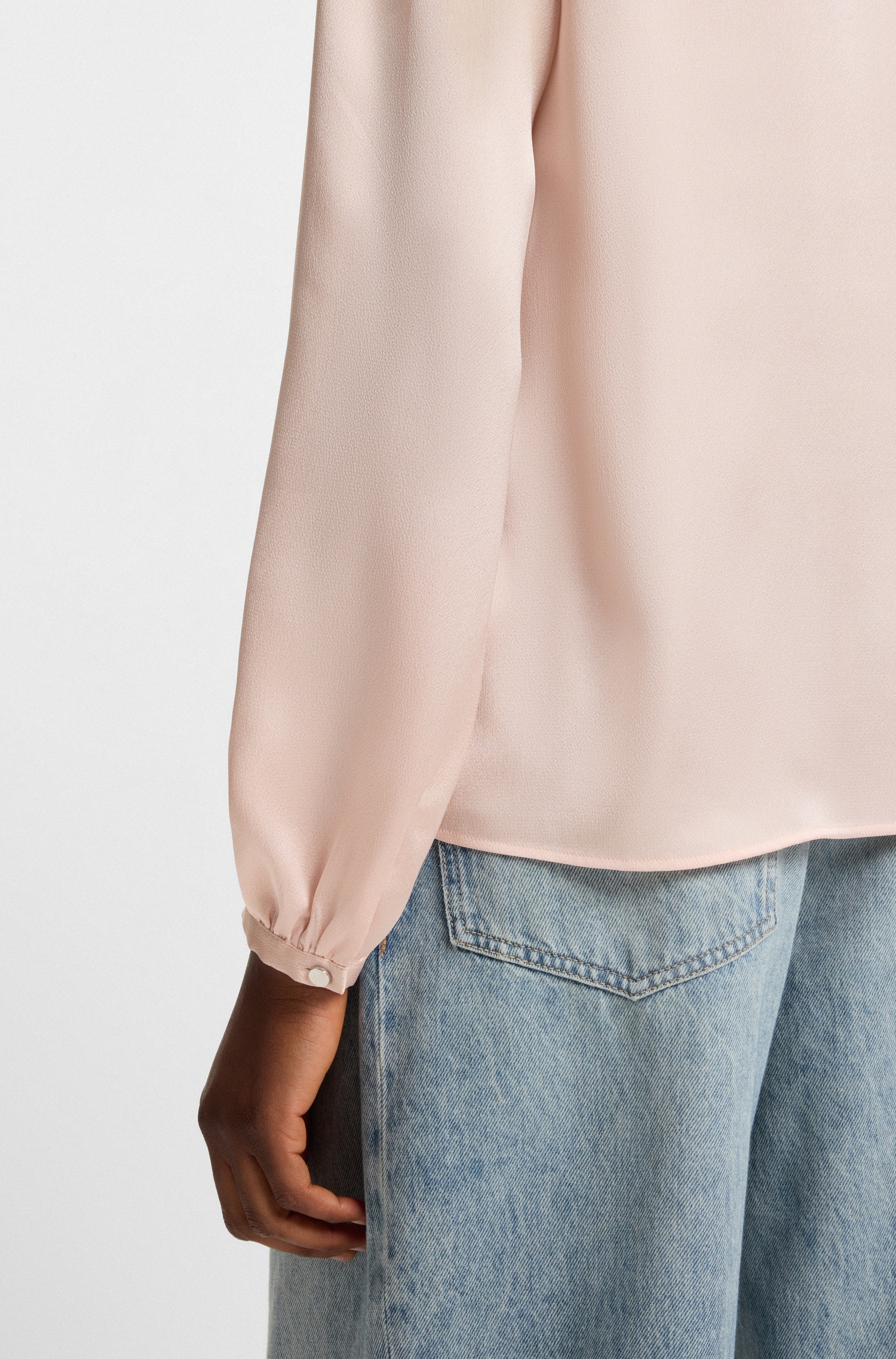 BOSS ORANGE Klassische Bluse »Bonnie Premium Damenmode«, mit geschlitztem Rundhals