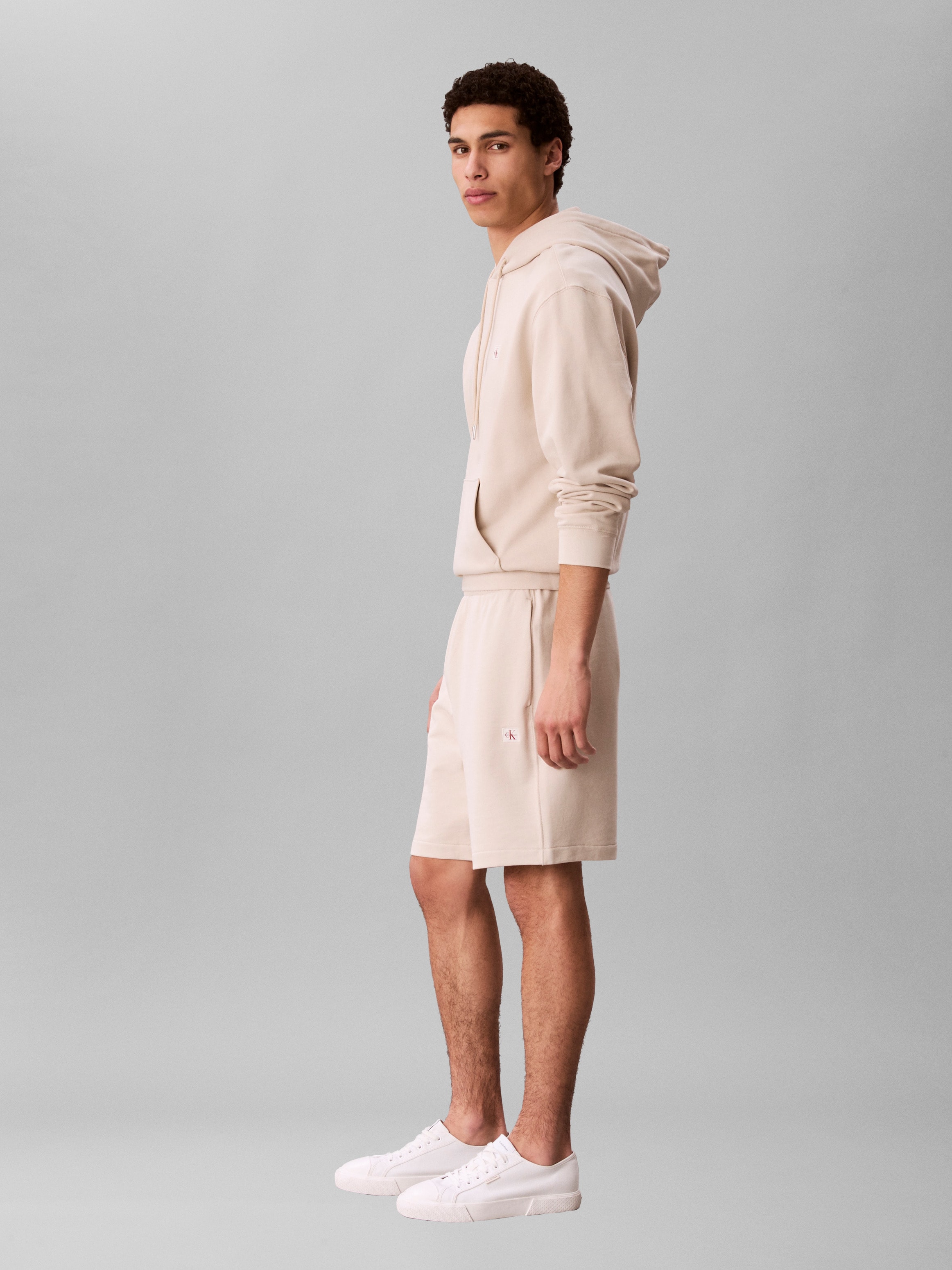 Calvin Klein Jeans Sweatshorts  Regular Fit, Logo-Badge, Seitentaschen