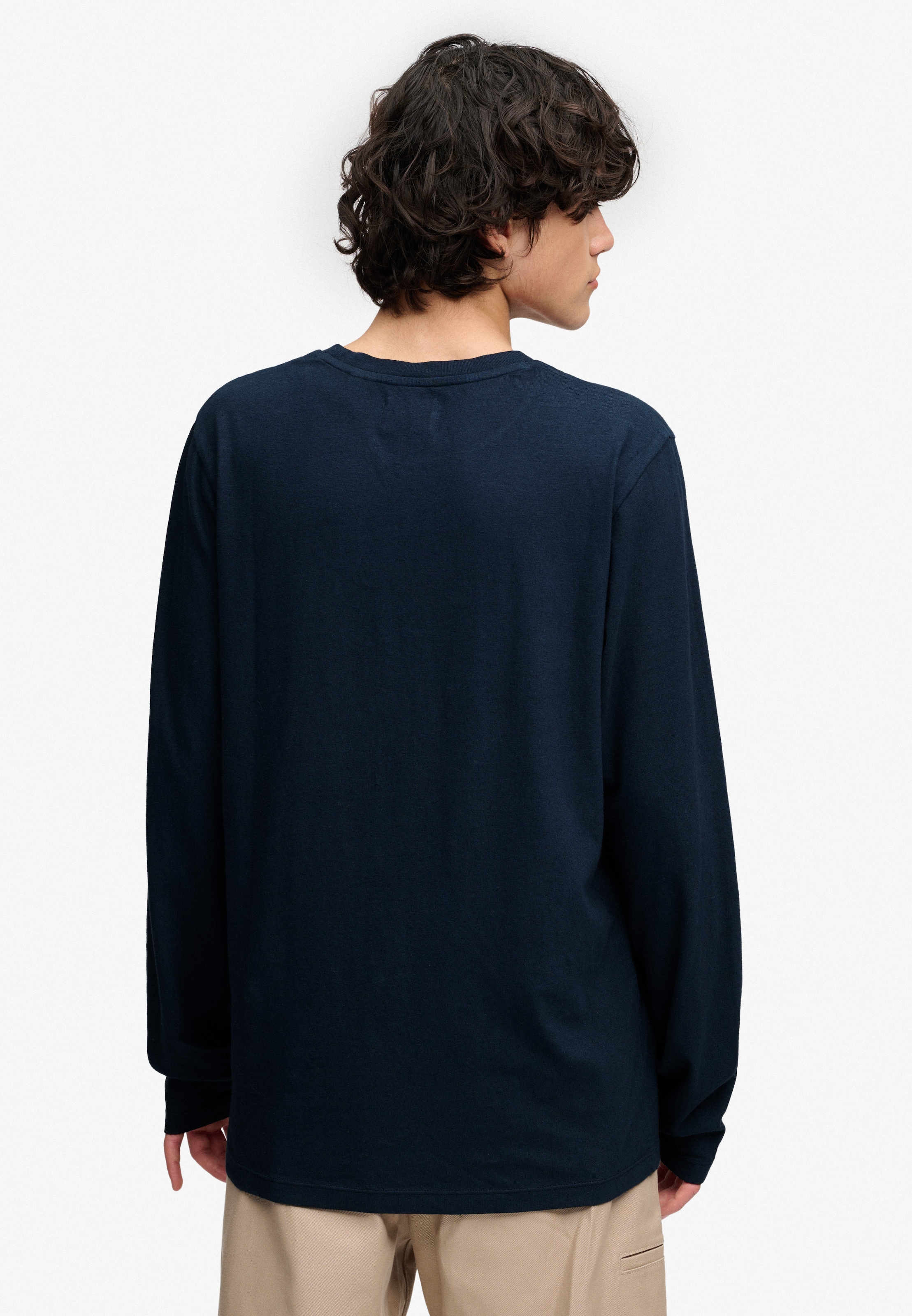 Superdry Langarmshirt »COTTON LINEN L/S POCKET TOP« aus Baumwolle und Leinen, Relaxed Fit, mit Rundhalsausschnitt