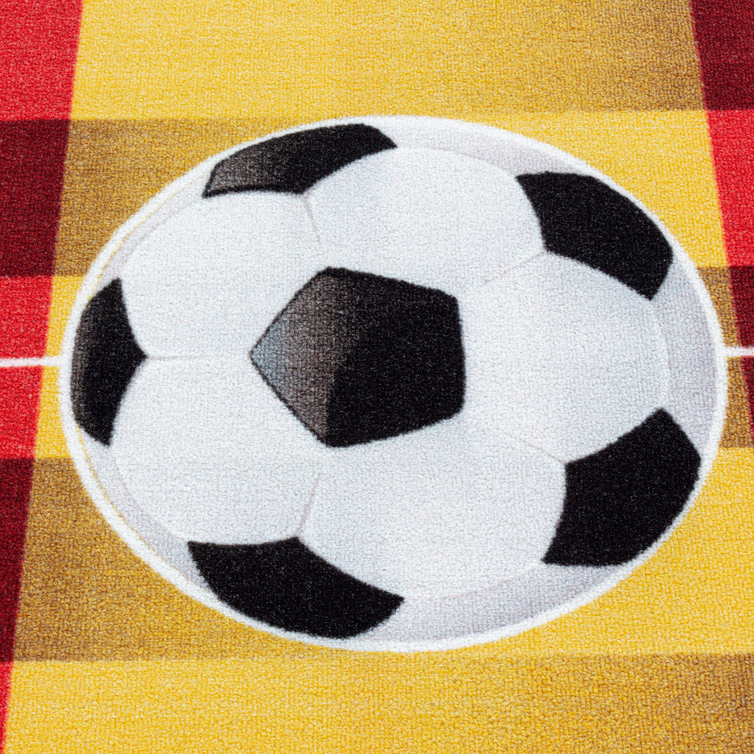 Ayyildiz Teppiche Kinderteppich »PLAY 2914«, rechteckig, 6 mm Höhe, robuster Kurzflor, Fußball, rot gelb rot,Spanien, Kinderzimmer