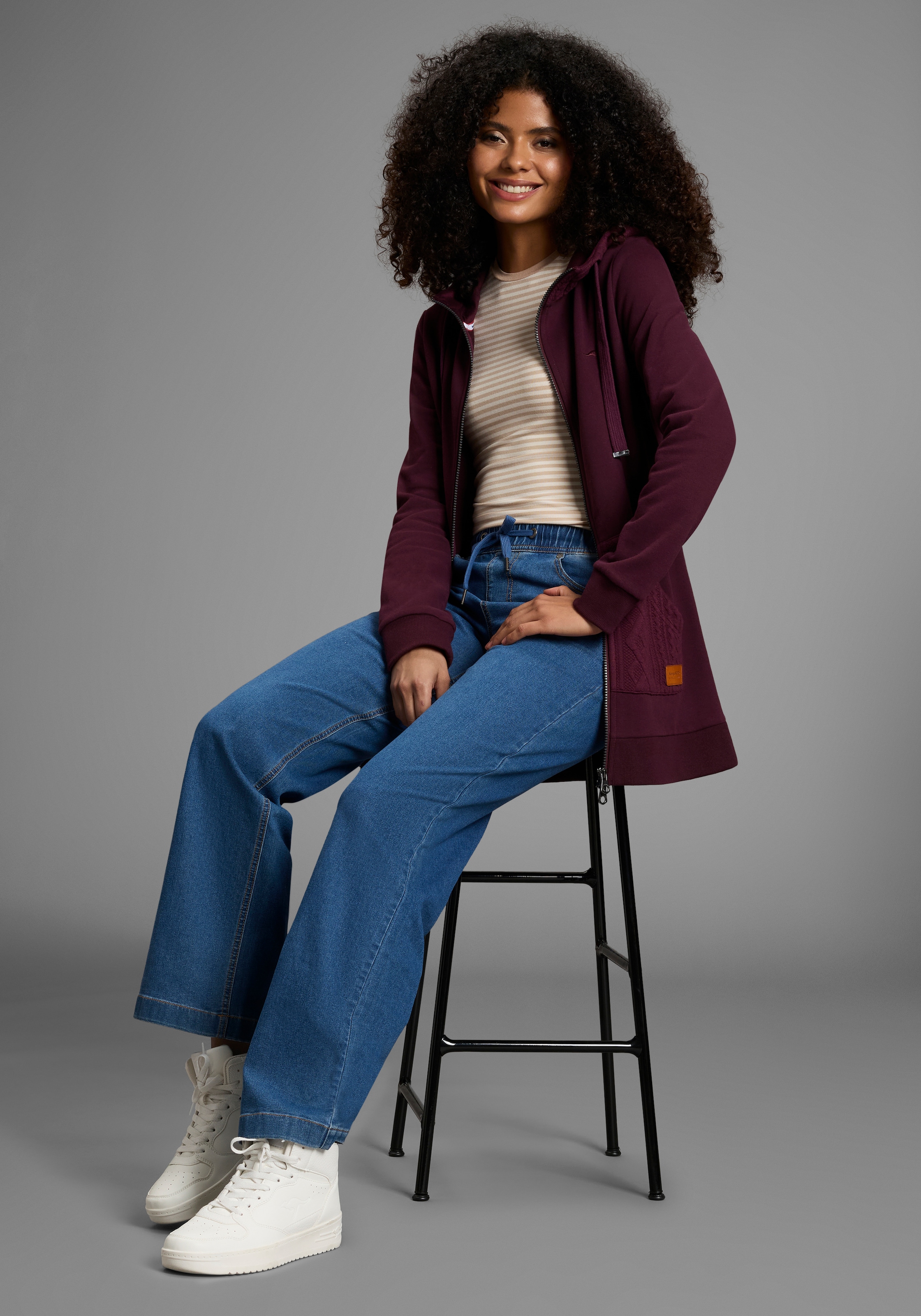 KangaROOS Kapuzensweatjacke mit Zopfmusterdetails