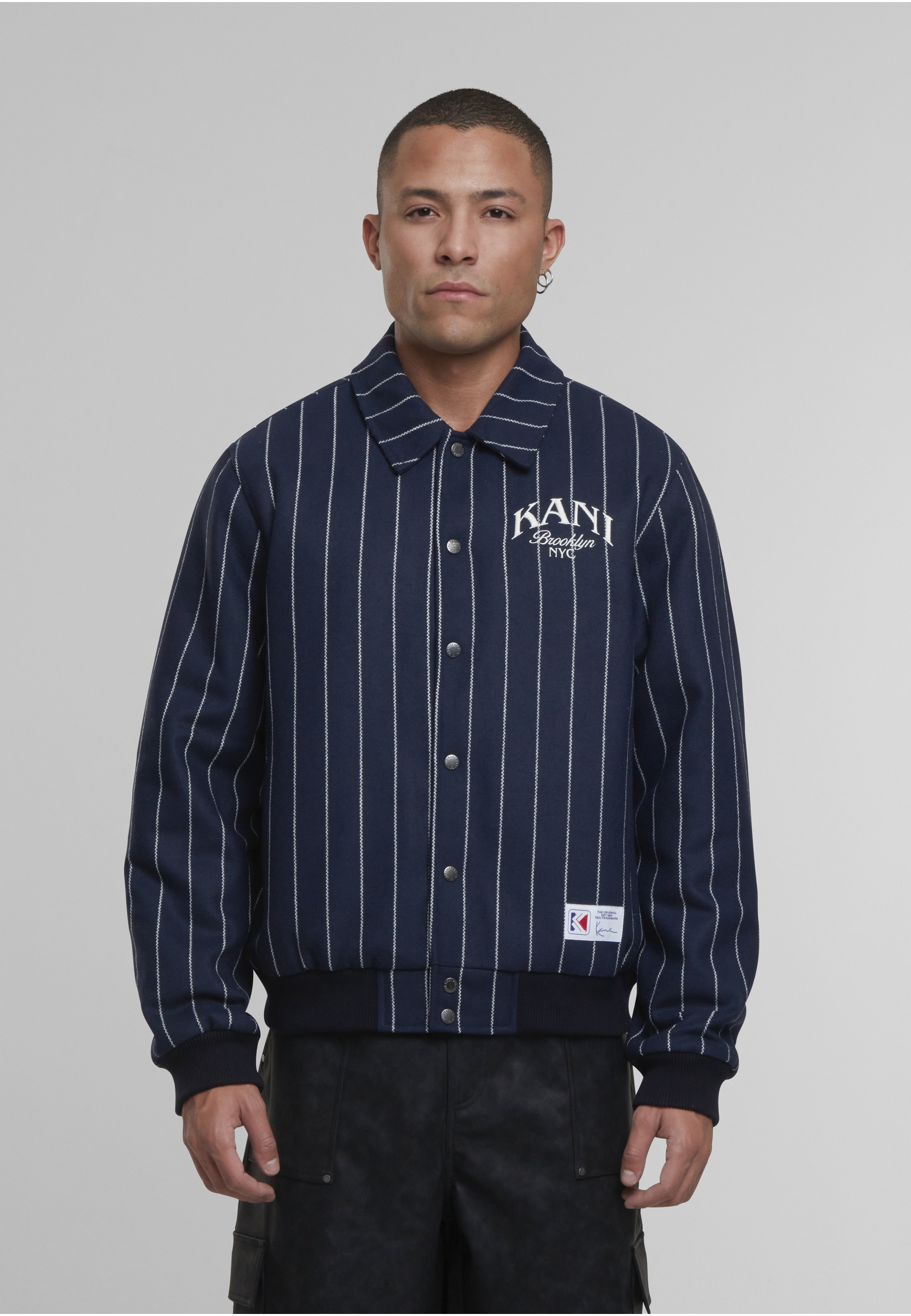 Karl Kani Winterjacke »Karl Kani Kani Pinstripes Wool Jacket« 1 Stk. tlg. ohne Kapuze