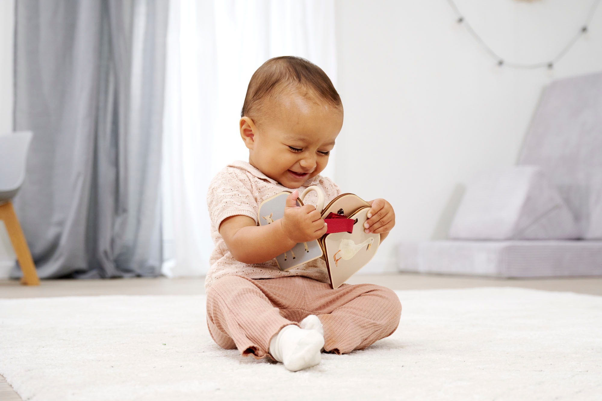 Eichhorn Kinderbuch »Montessori Bilderbuch« FSC® - schützt Wald