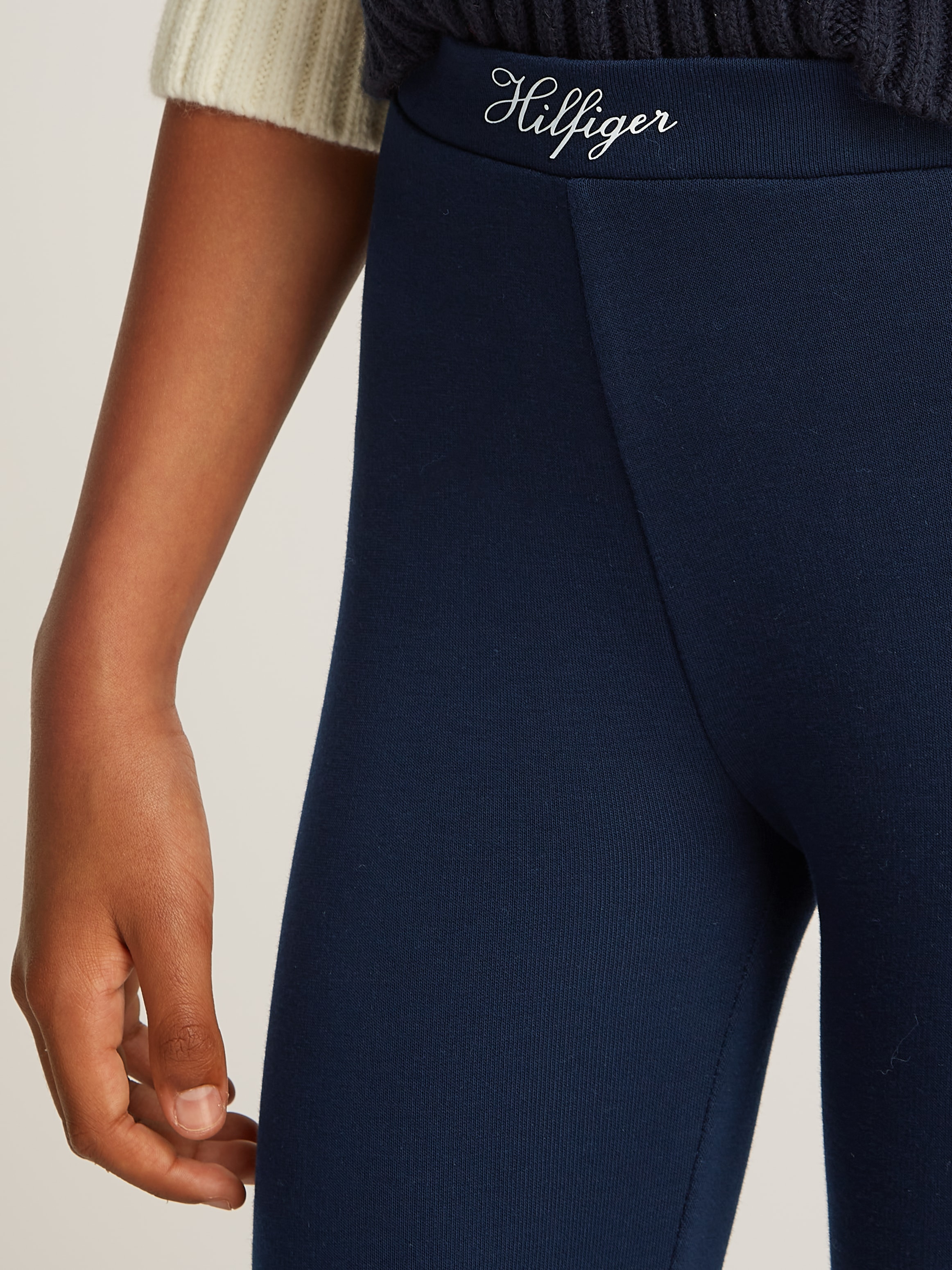 Tommy Hilfiger Leggings »VARSITY FLARE LEGGING«  in modischer flared Form