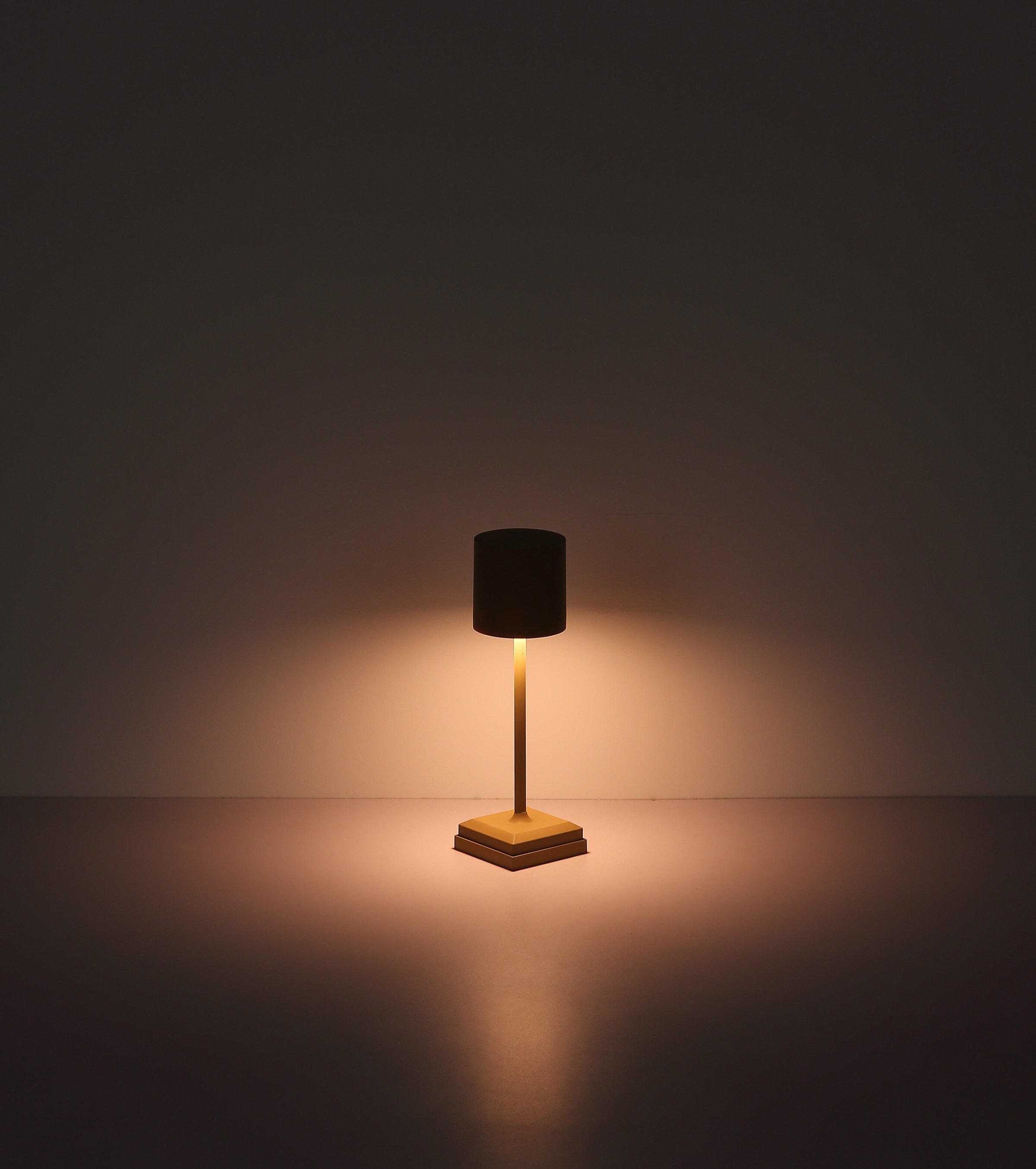 GLOBO LIGHTING Tischleuchte »DIXON« LED-Modul 1 Stk. Extra-Warmweiß Tischlampe Nachttischlampe Deko-Tischleuchte Schlafzimmer