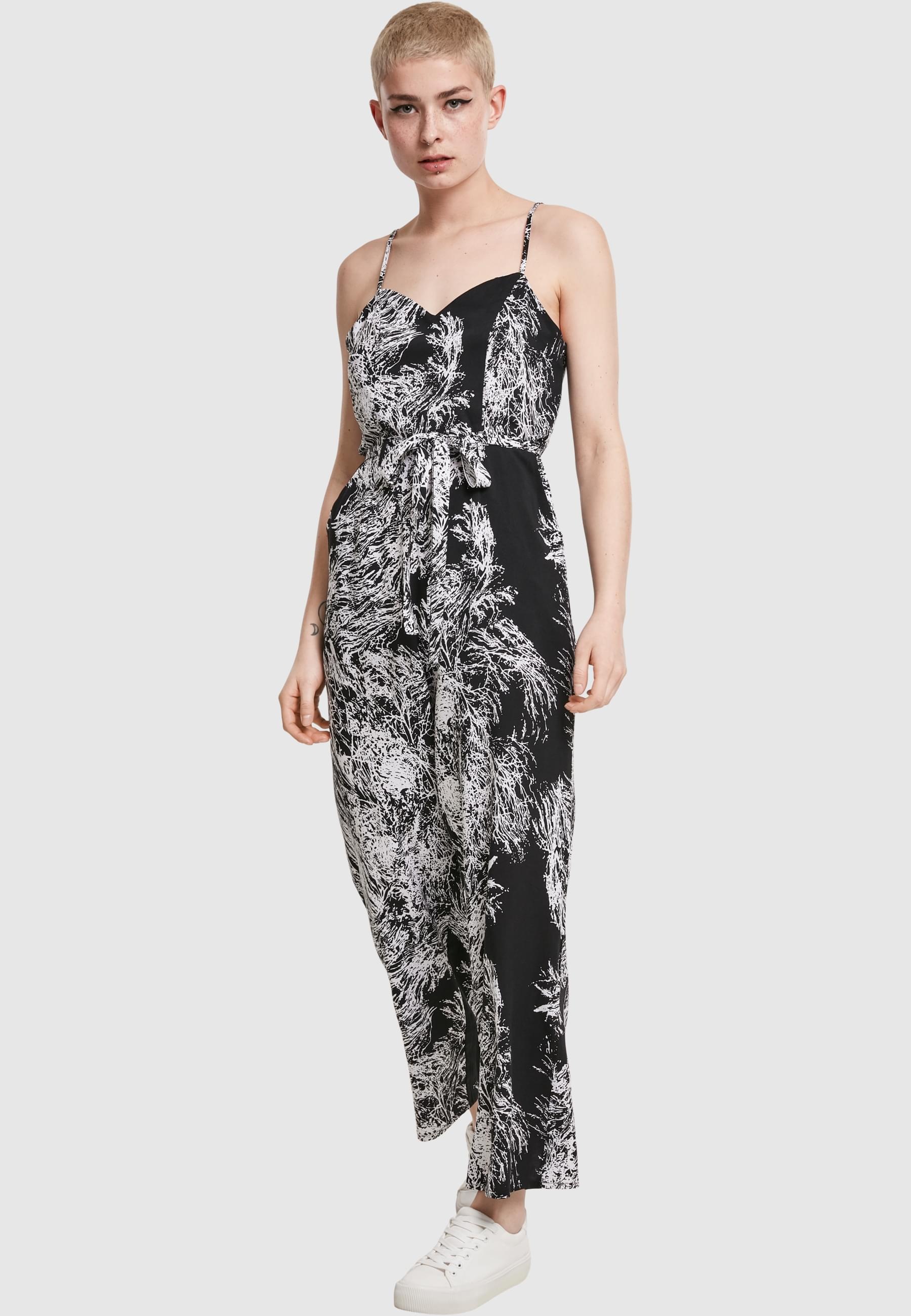 URBAN CLASSICS Jumpsuit »Urban Classics Damen Ladies Spaghetti Jumpsuit«, 1 Stk.
