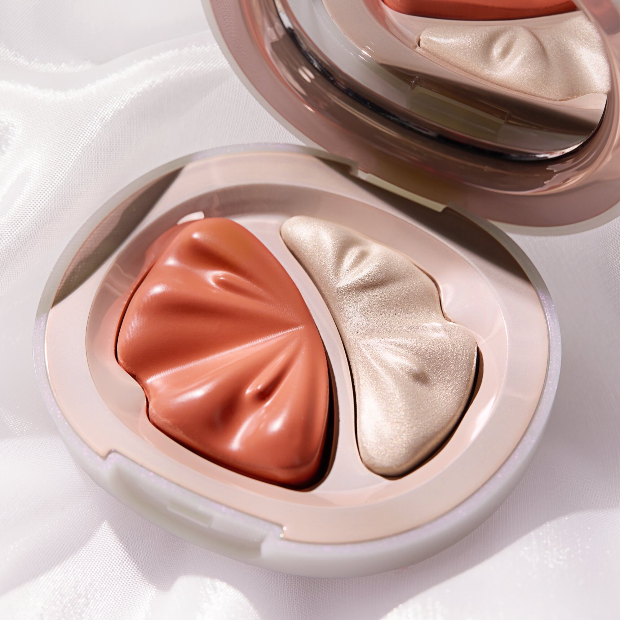 Catrice Highlighter-Palette »BRIDES & BESTIES Blush & Highlighter Duo«