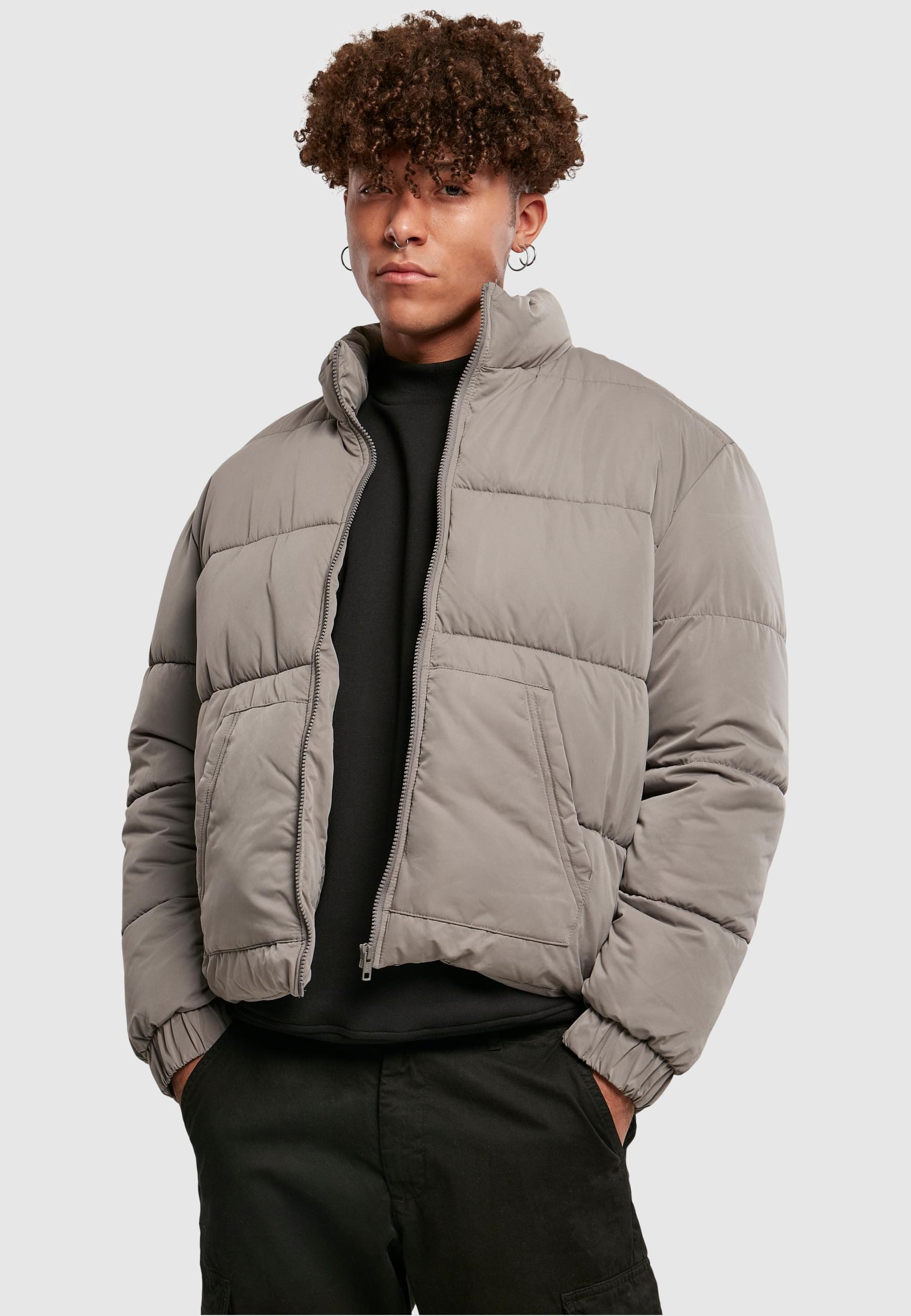 URBAN CLASSICS Winterjacke »Urban Classics Herren Cropped Down Jacket« 1 Stk. tlg. ohne Kapuze