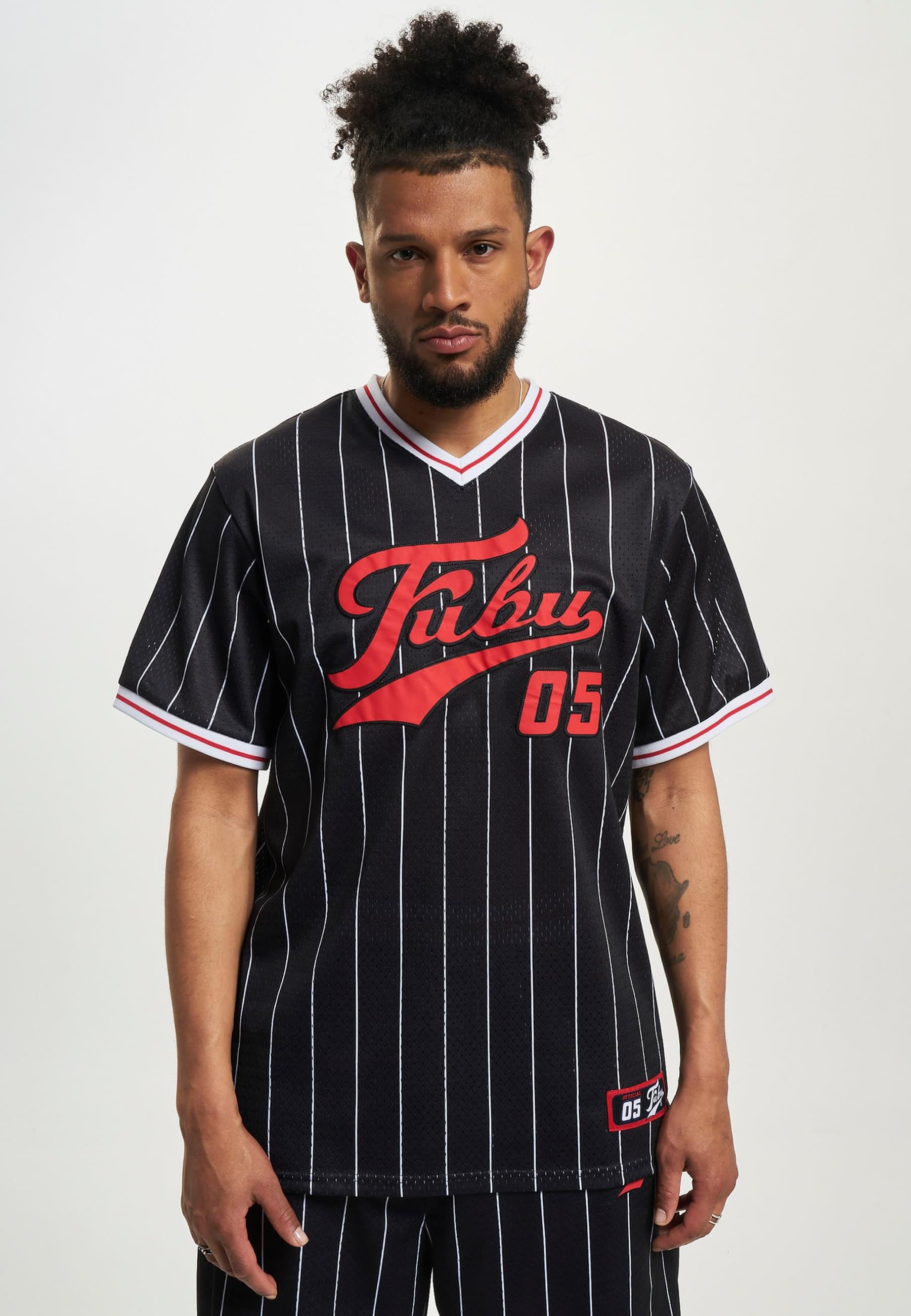 Fubu T-Shirt »Fubu Herren FM231-005-2 FUBU Varsity Pinstriped Mesh Tee« 1 Stk.