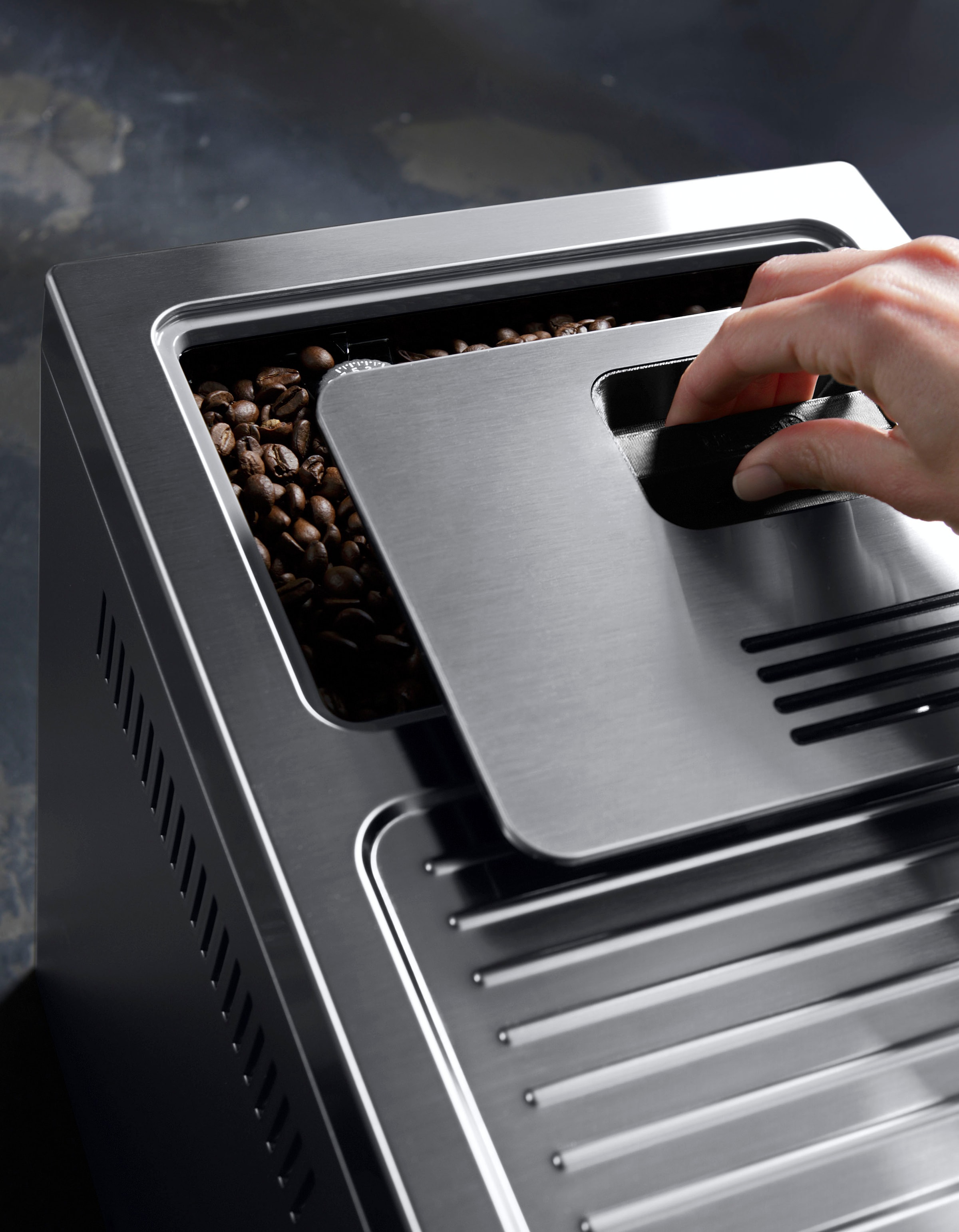 12. Bild von De'Longhi Kaffeevollautomat »PrimaDonna Elite ECAM 656.75.MS«, App-Steuerung