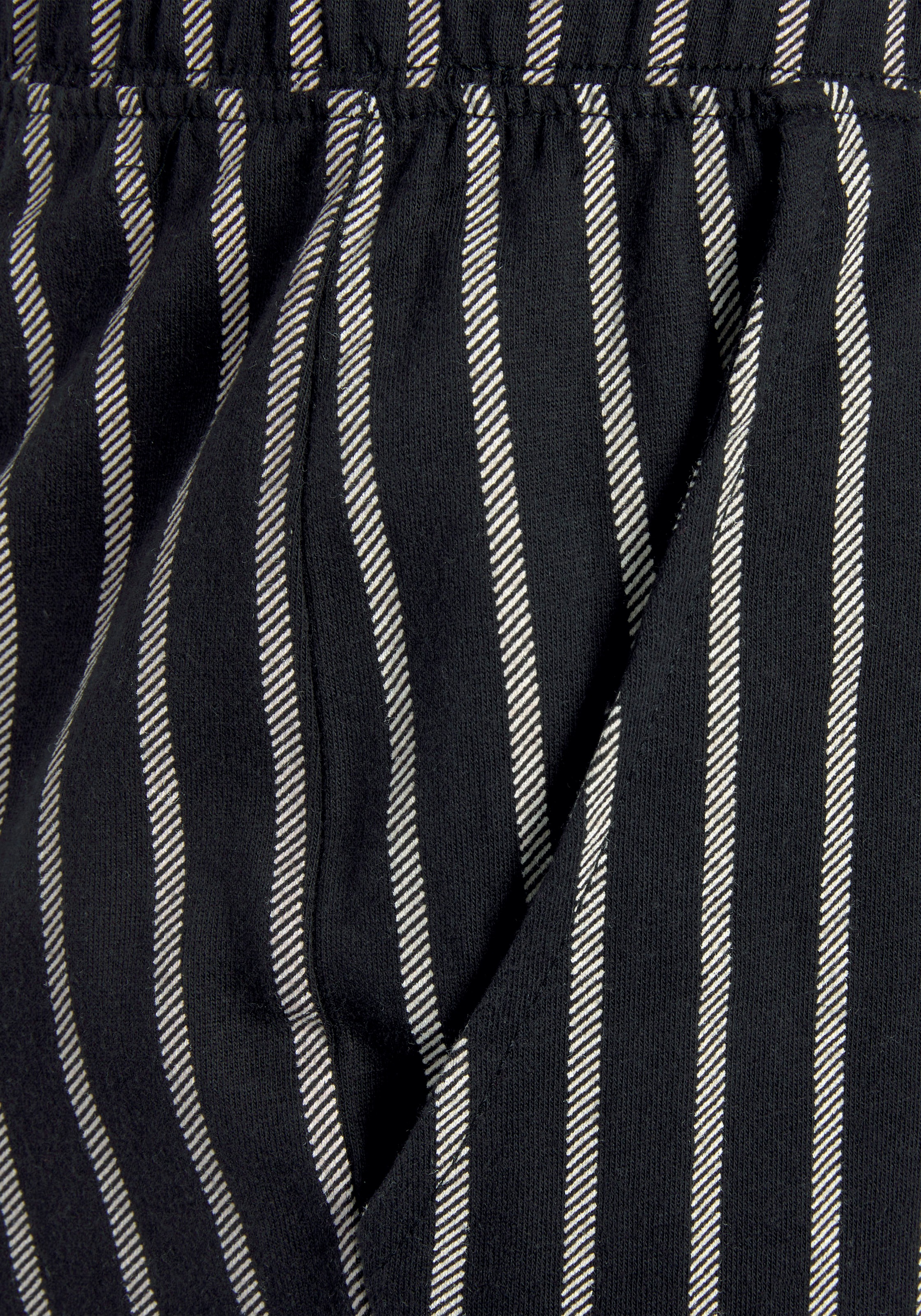 Vivance Dreams Pyjamashorts  mit Schwarz-Weiß-Druck