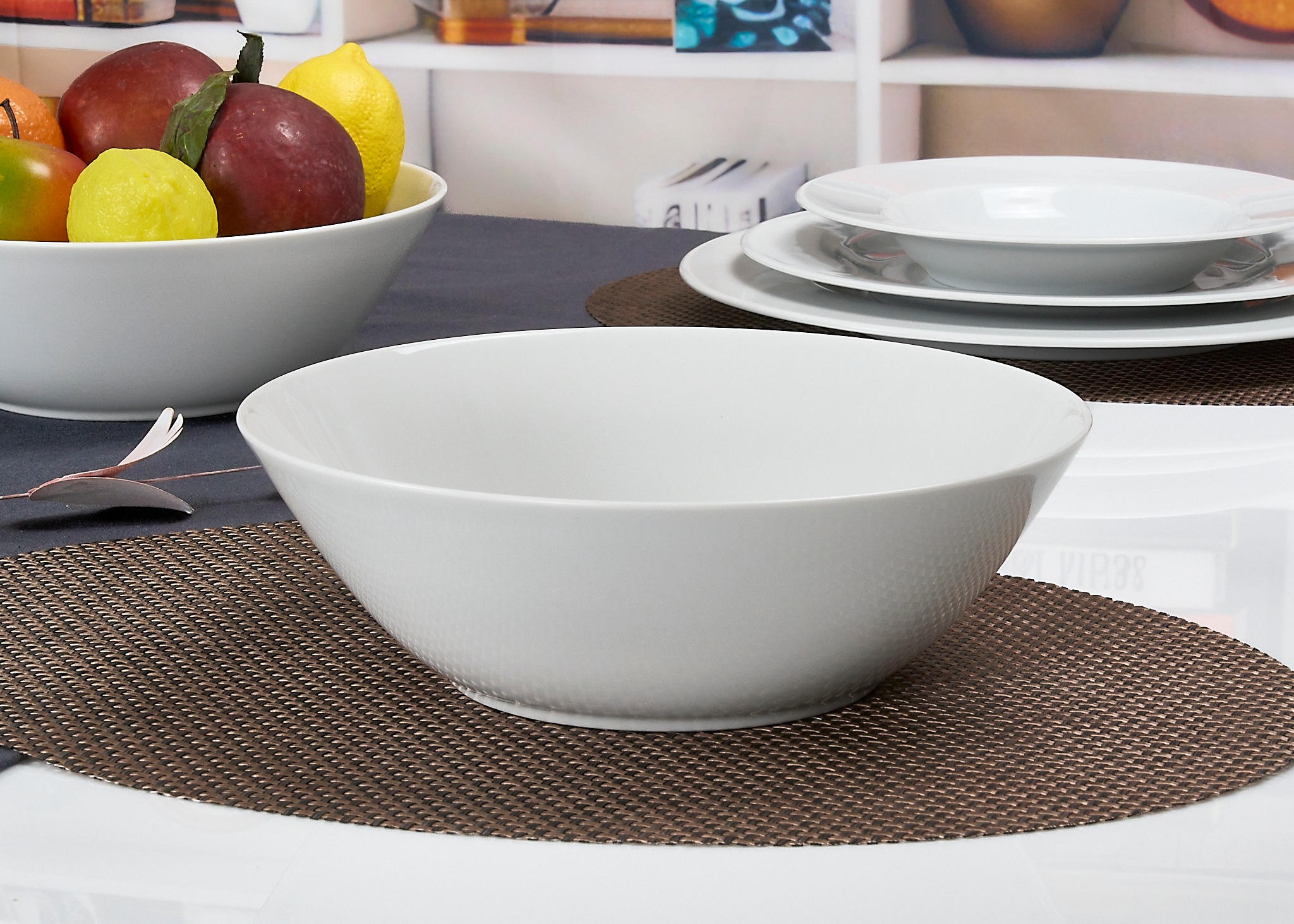 Retsch Arzberg Schale »Servierschale HEIKE WEISS 25 cm, Set 2-teilig, rund Porzellan«, 2 tlg., aus Porzellan, Formschöne Servier- & Beilagenschalen im 2er Pack – edel & zeitlos -