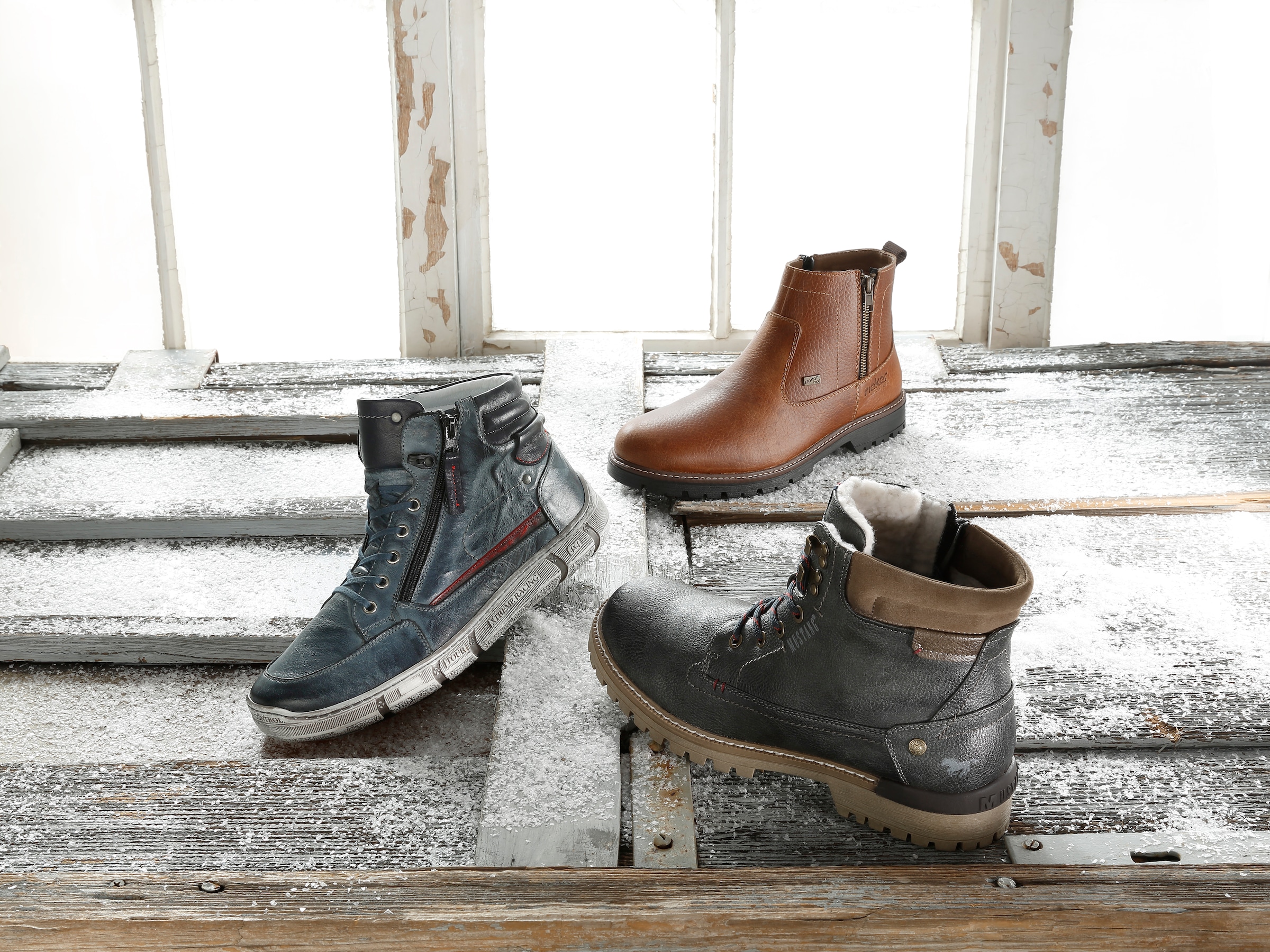 Mustang Shoes Winterboots, Schnürboots, Stiefelette, Workerboots, Kontrastbesatz, Logo-Aufnäher