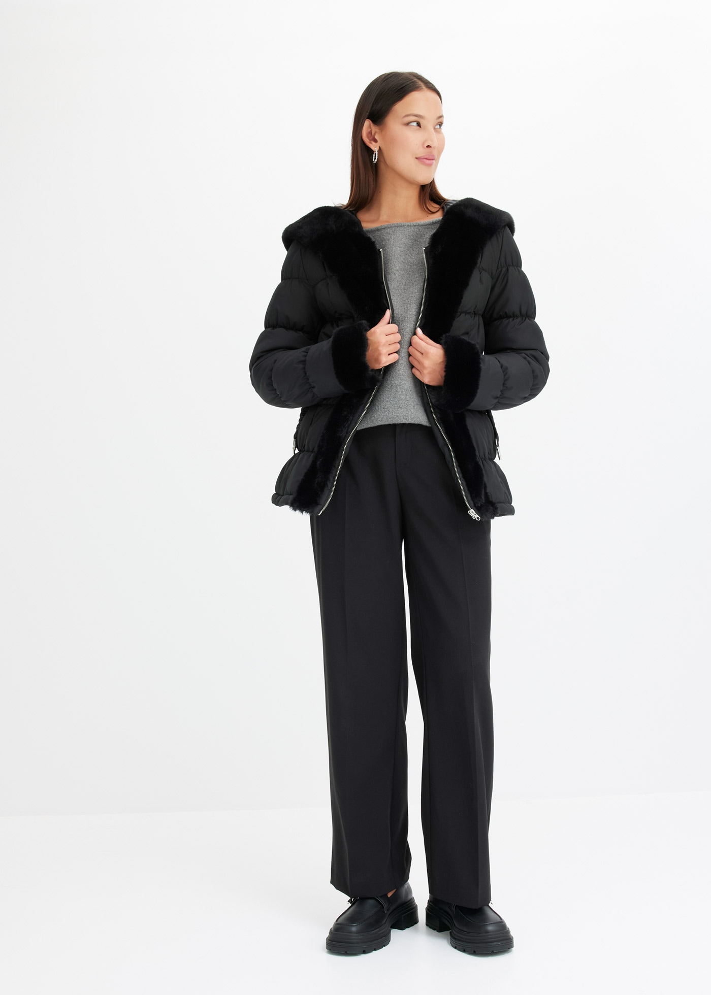 bonprix Steppjacke mit Kapuze Winterjacke mit Kapuze und Fellimitat