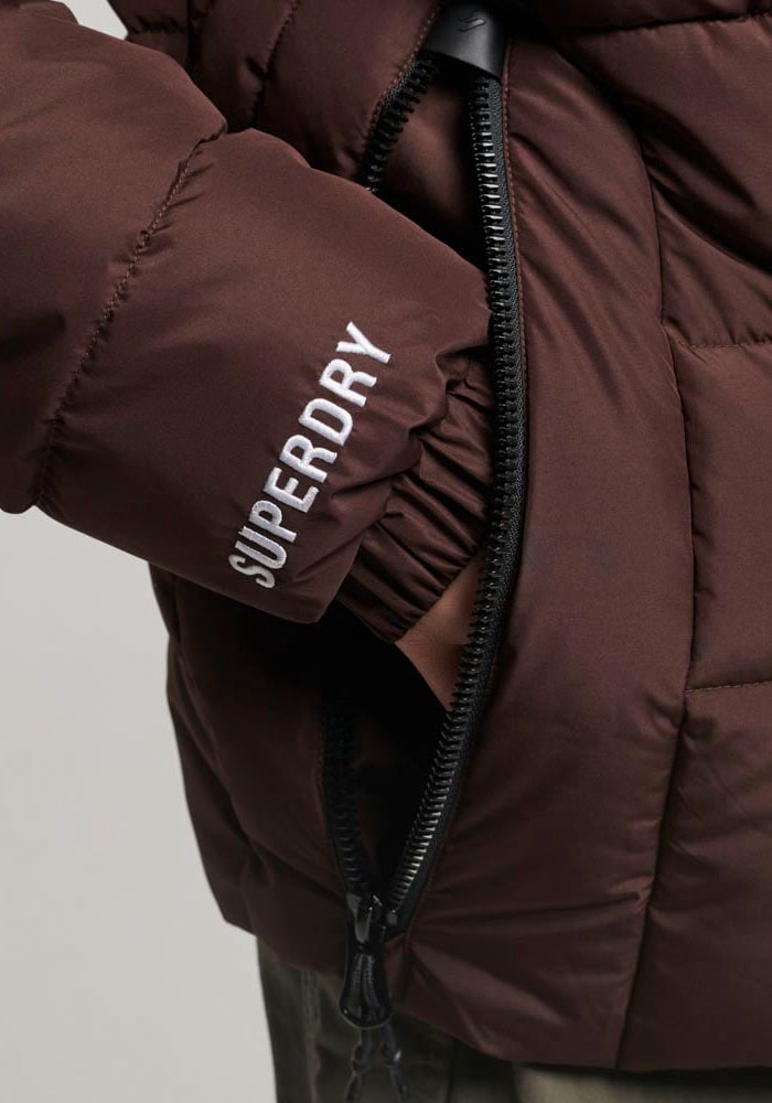 Superdry Steppjacke »HOODED SPIRIT SPORTS PUFFER«, mit Kapuze, aus wasserabweisendem Material