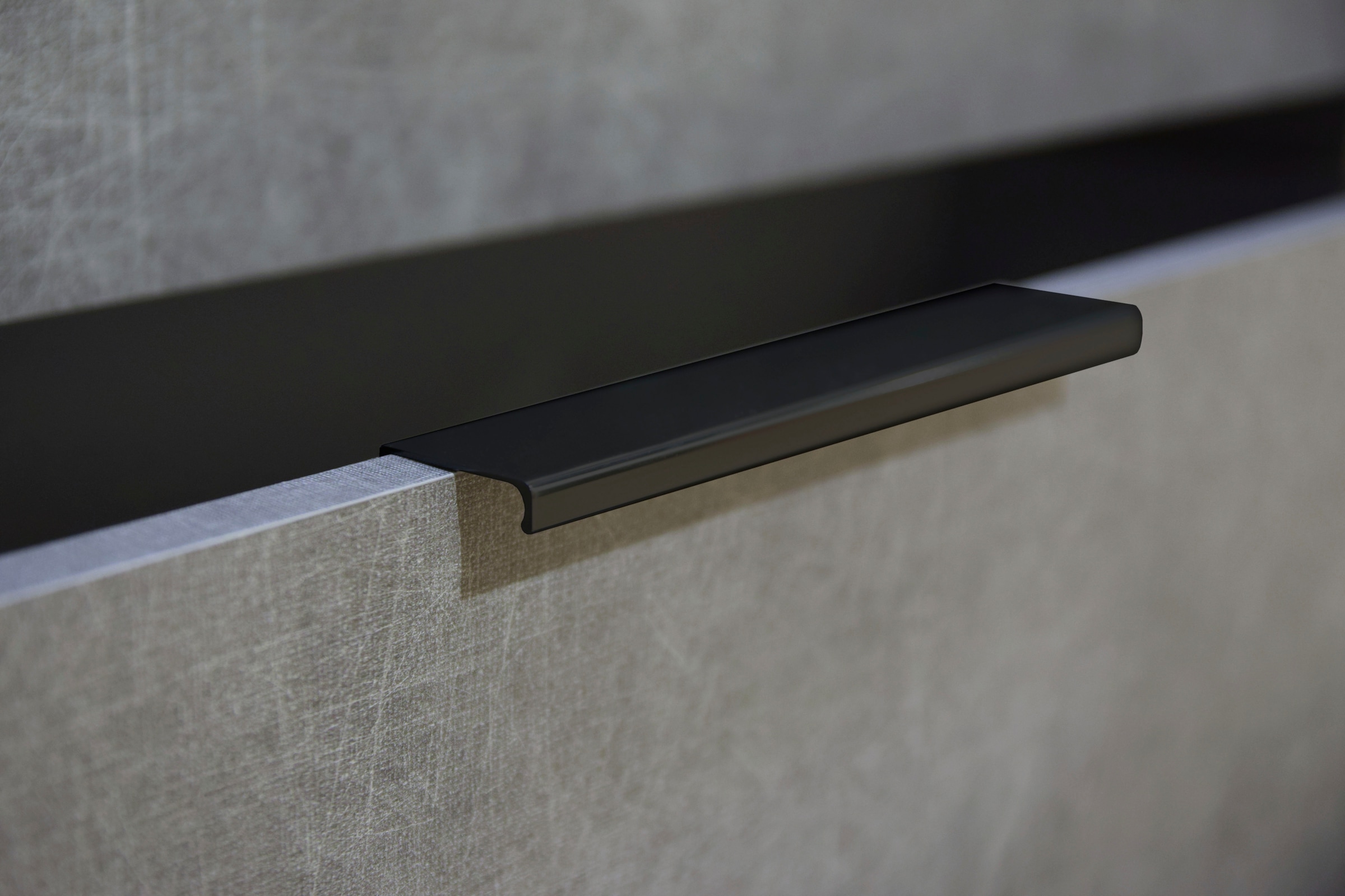 Wimex Nachtkommode »Level36 black C by fresh to go« mit Glaselementen auf der Front, soft-close Funktion, 54cm breit