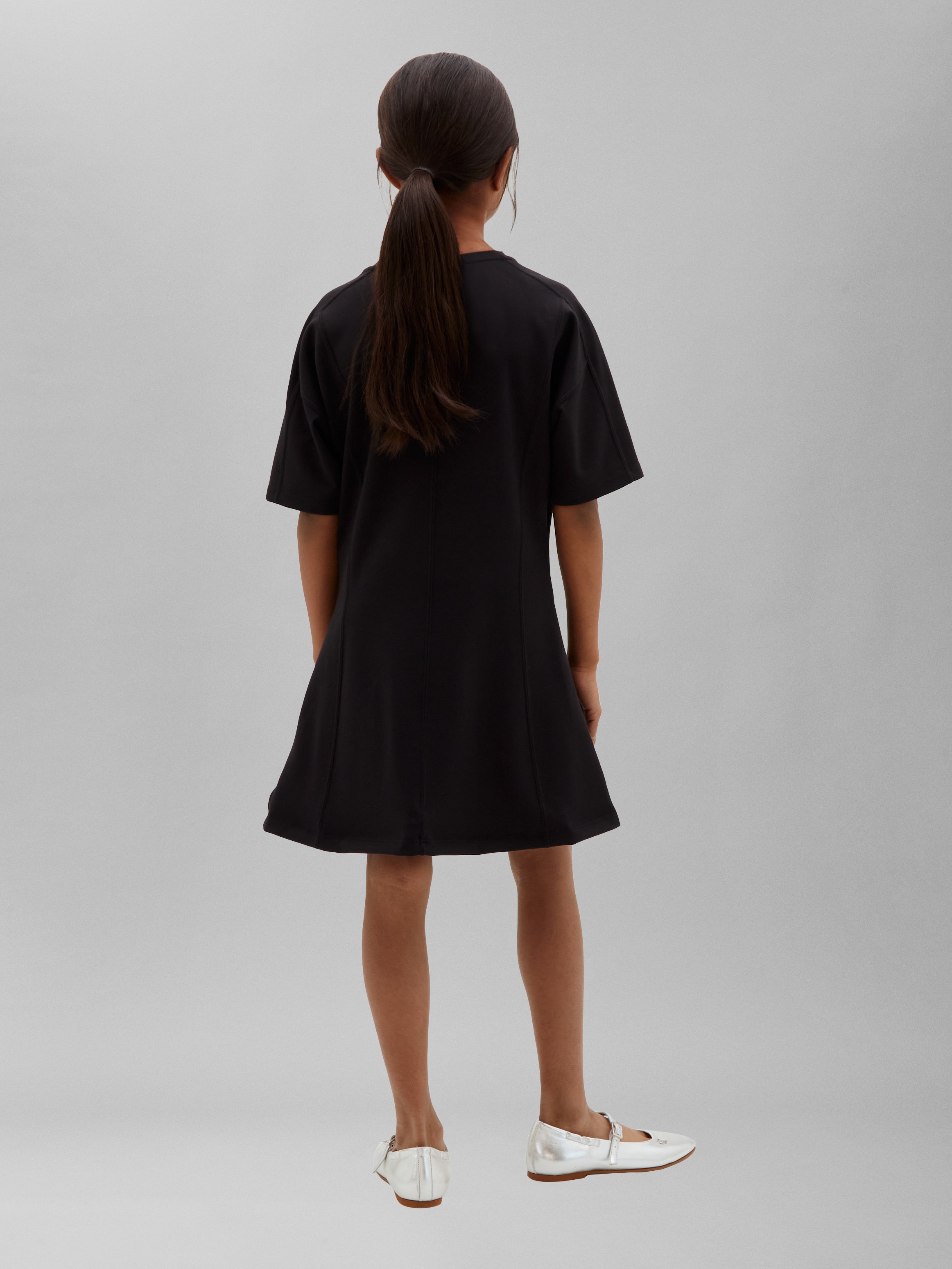 Calvin Klein Jeans Sweatkleid Ohne Taschen Rundhalsausschnitt, reine Baumwolle, Logodruck